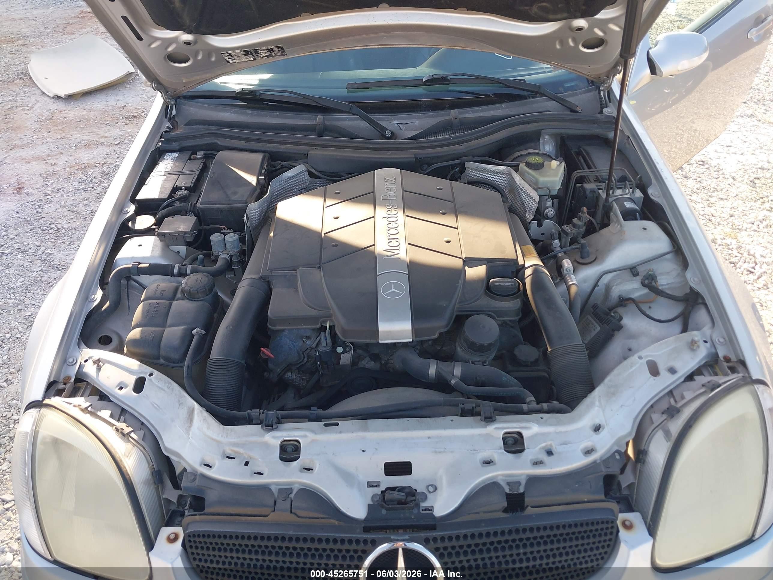 2001 Mercedes-benz Slk 320   Silver vin: WDBKK65F61F224387