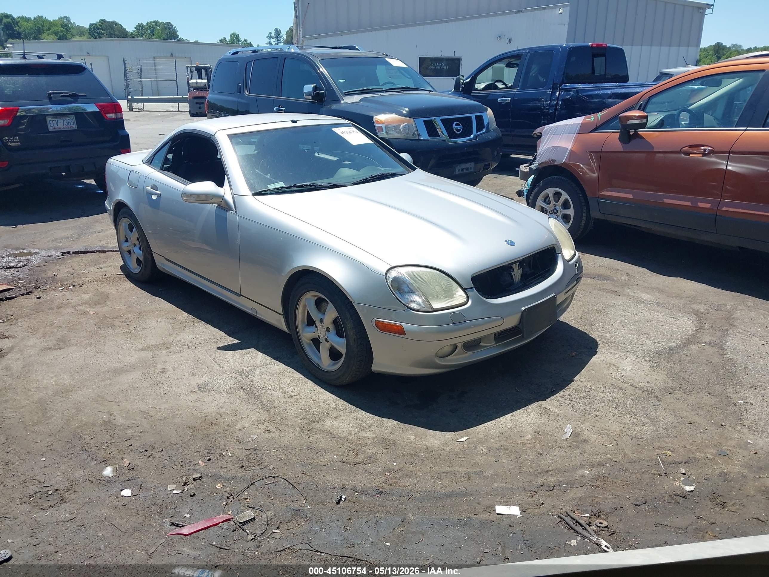2002 Mercedes-benz Slk 320   Серебряный vin: WDBKK65F62F249484