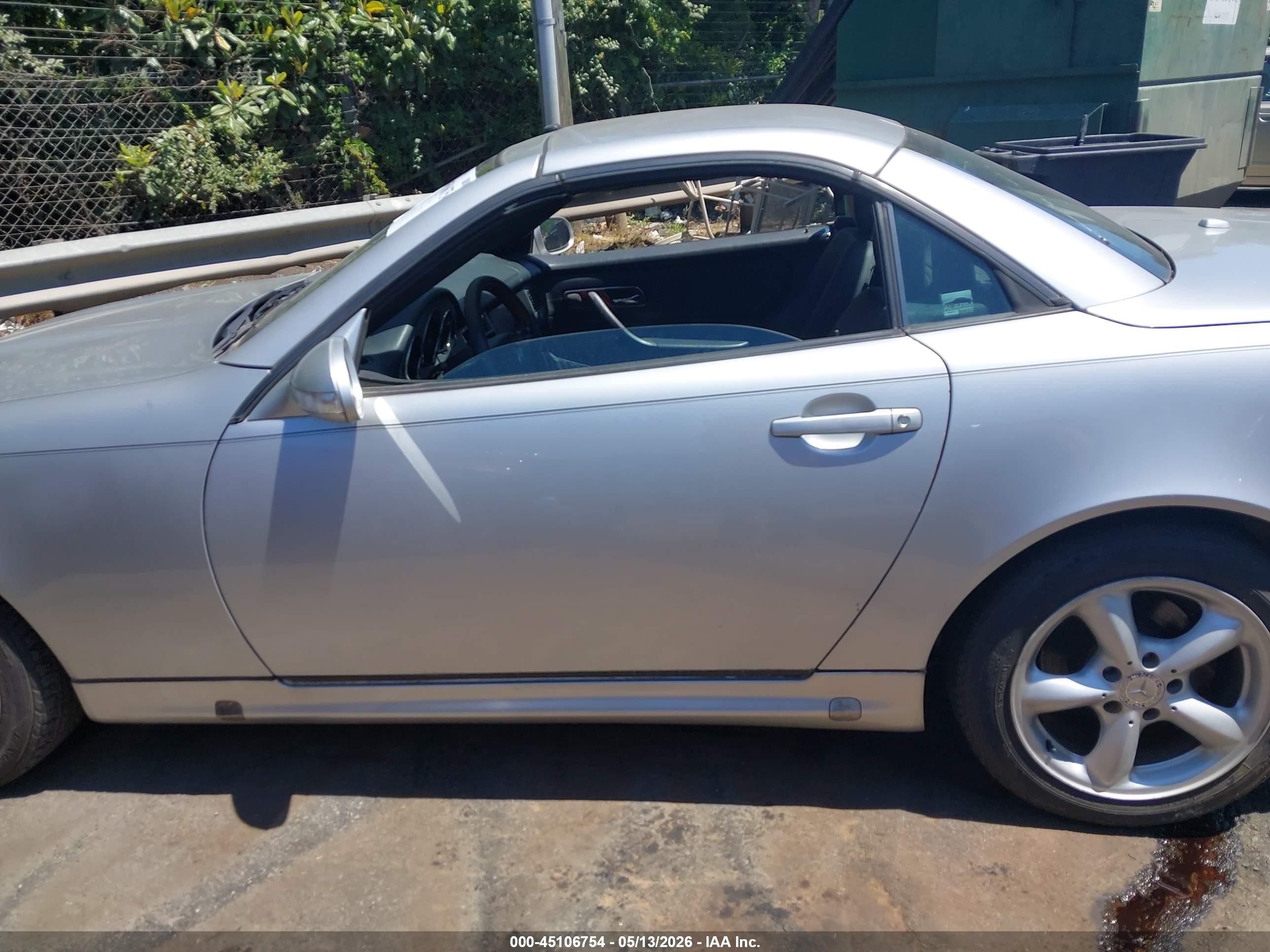 2002 Mercedes-benz Slk 320   Серебряный vin: WDBKK65F62F249484