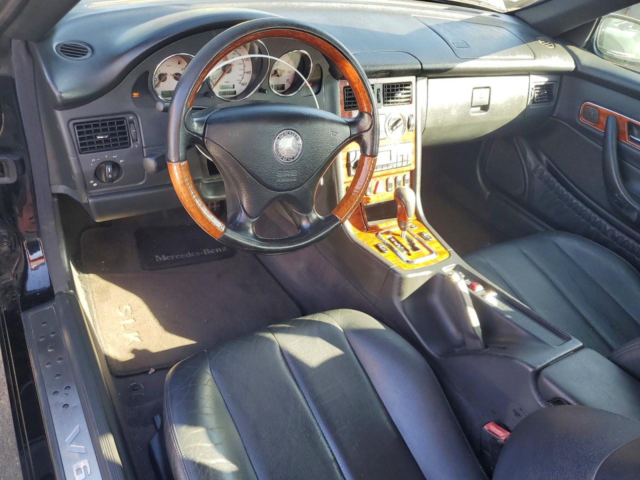 2002 Mercedes-benz Slk 320 Black vin: WDBKK65F62F252434
