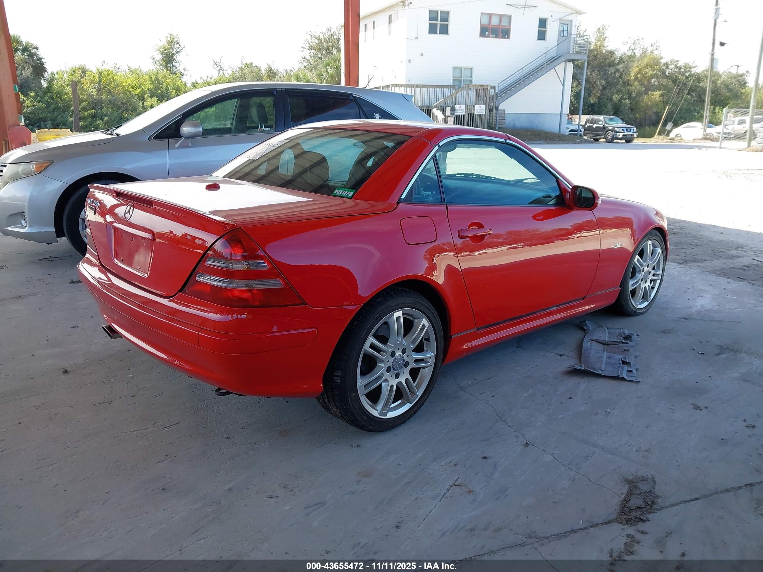 2004 Mercedes-benz Slk 320   Красный vin: WDBKK65F64F306284