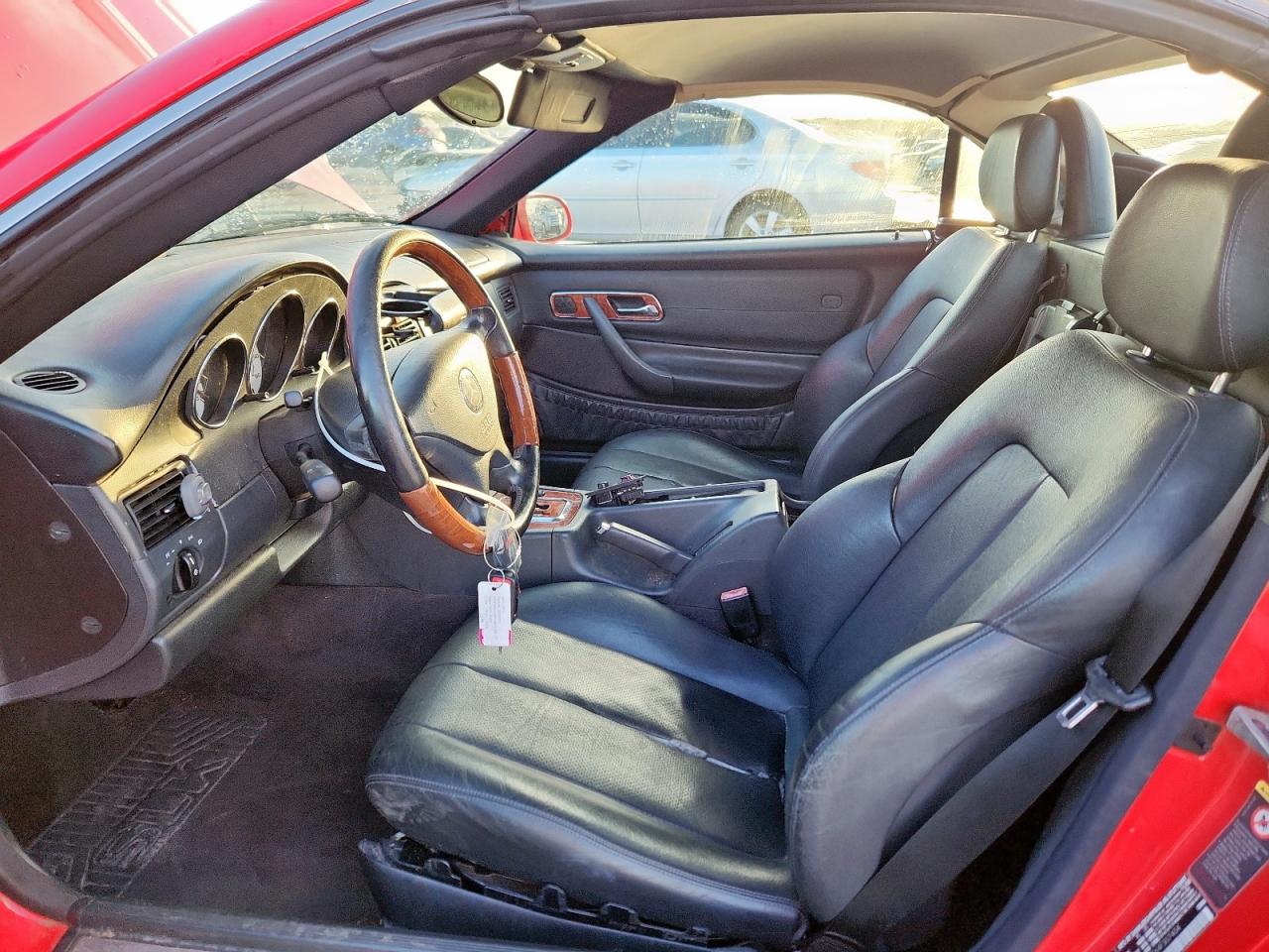2004 Mercedes-benz Slk 320 Red vin: WDBKK65F64F307404