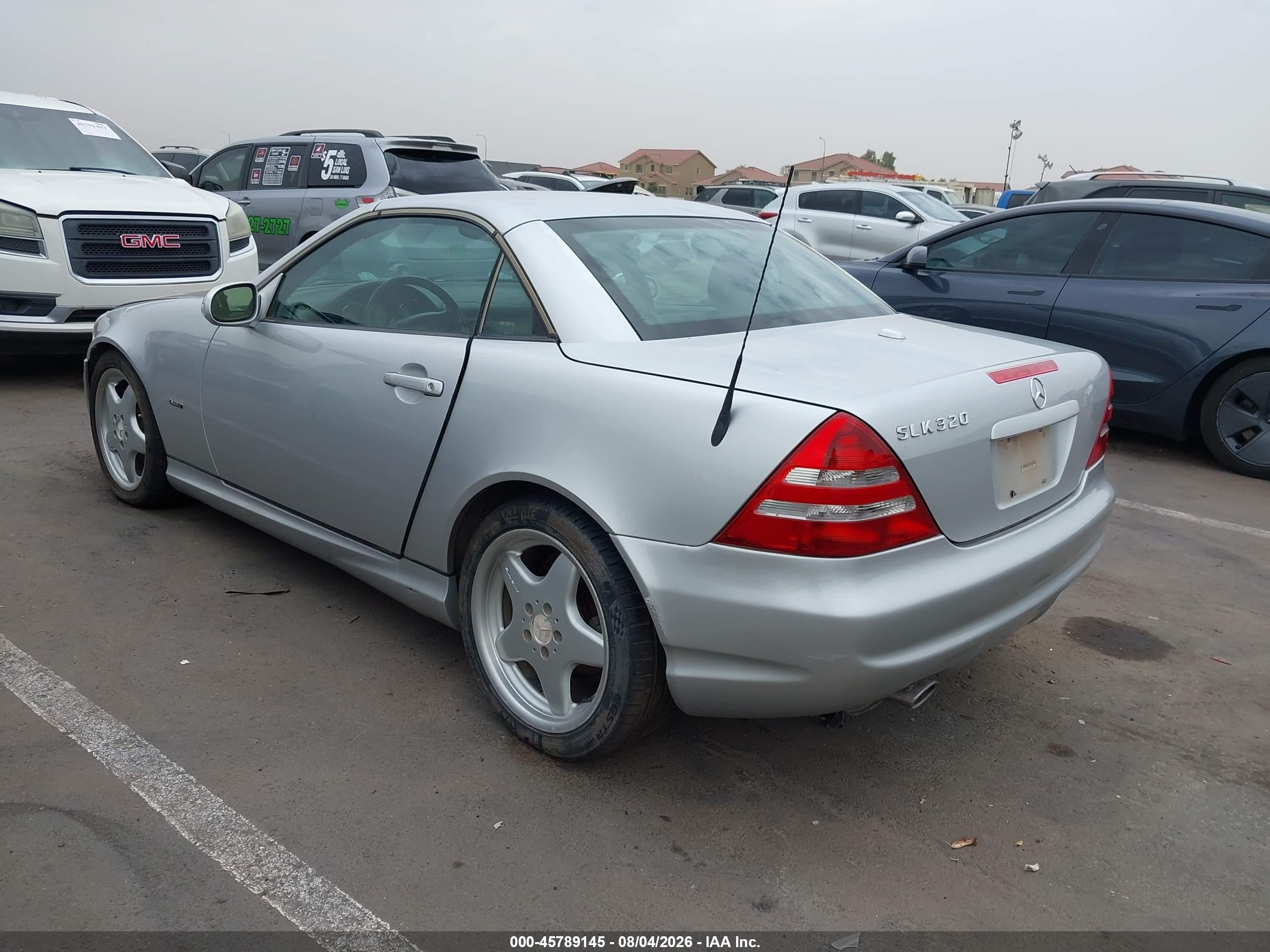 2001 Mercedes-benz Slk 320   Silver vin: WDBKK65F71F200034