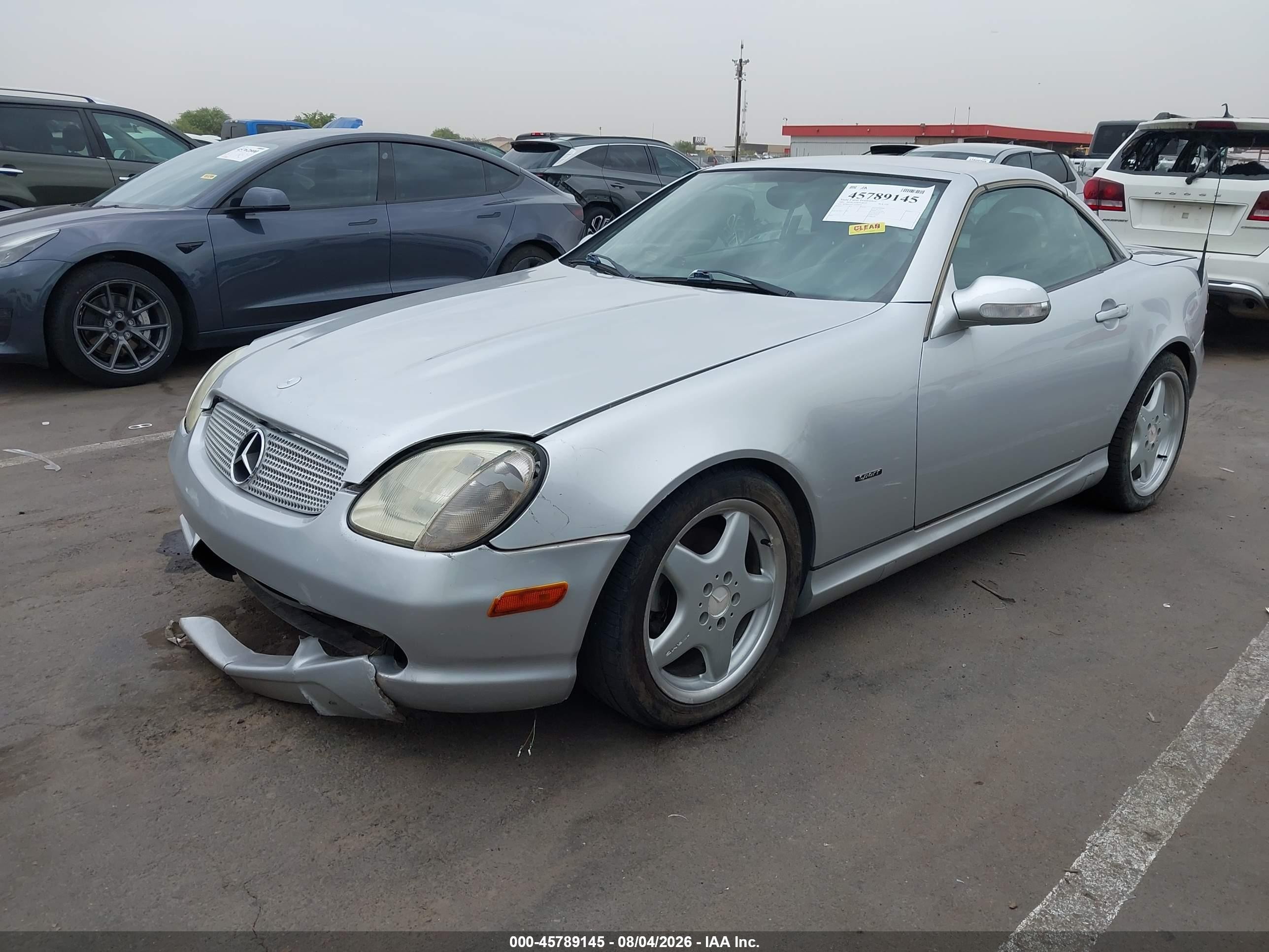 2001 Mercedes-benz Slk 320   Silver vin: WDBKK65F71F200034