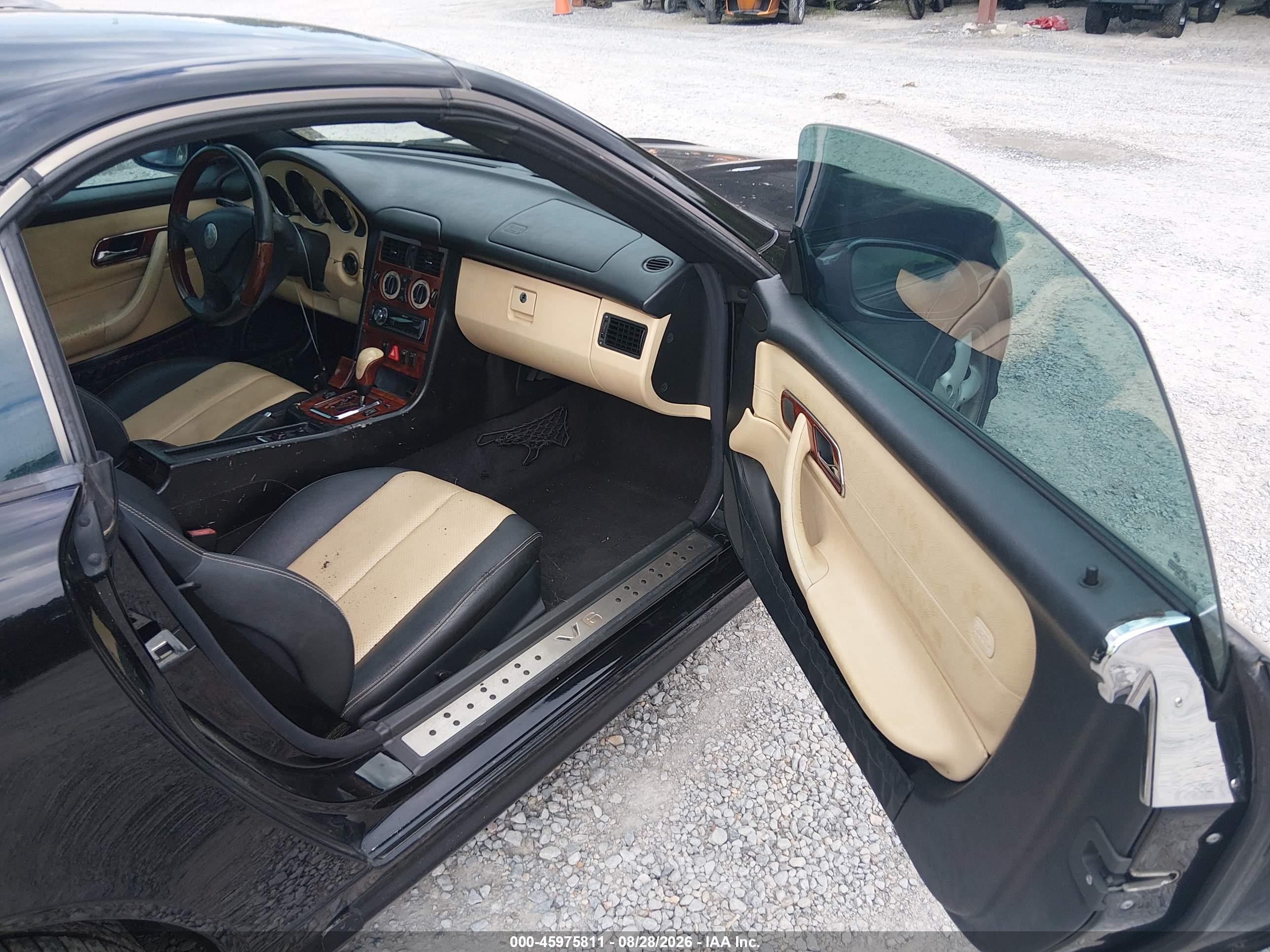 2003 Mercedes-benz Slk 320   Черный vin: WDBKK65F73F278199