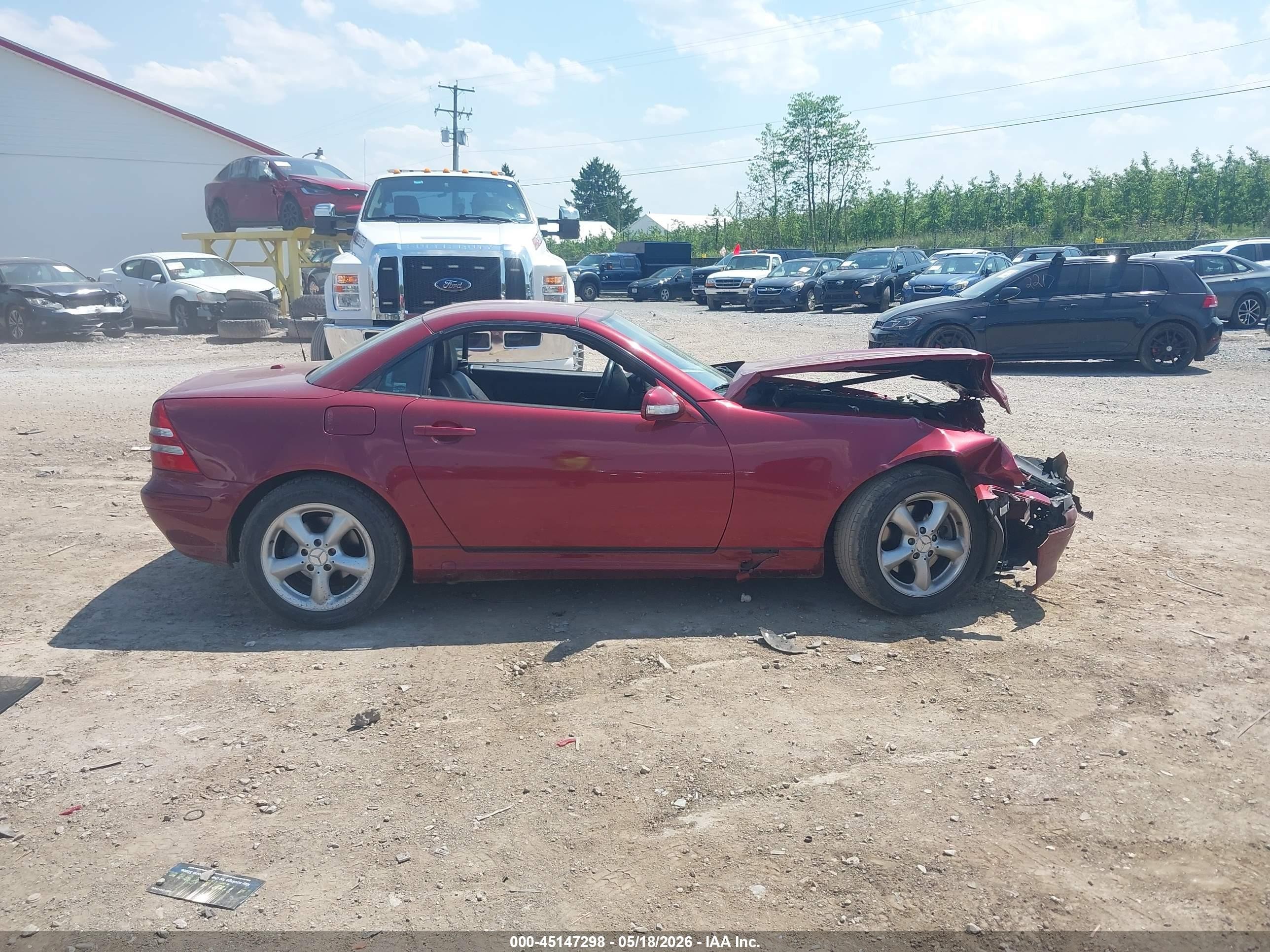 2003 Mercedes-benz Slk 320   Red vin: WDBKK65F73F285542