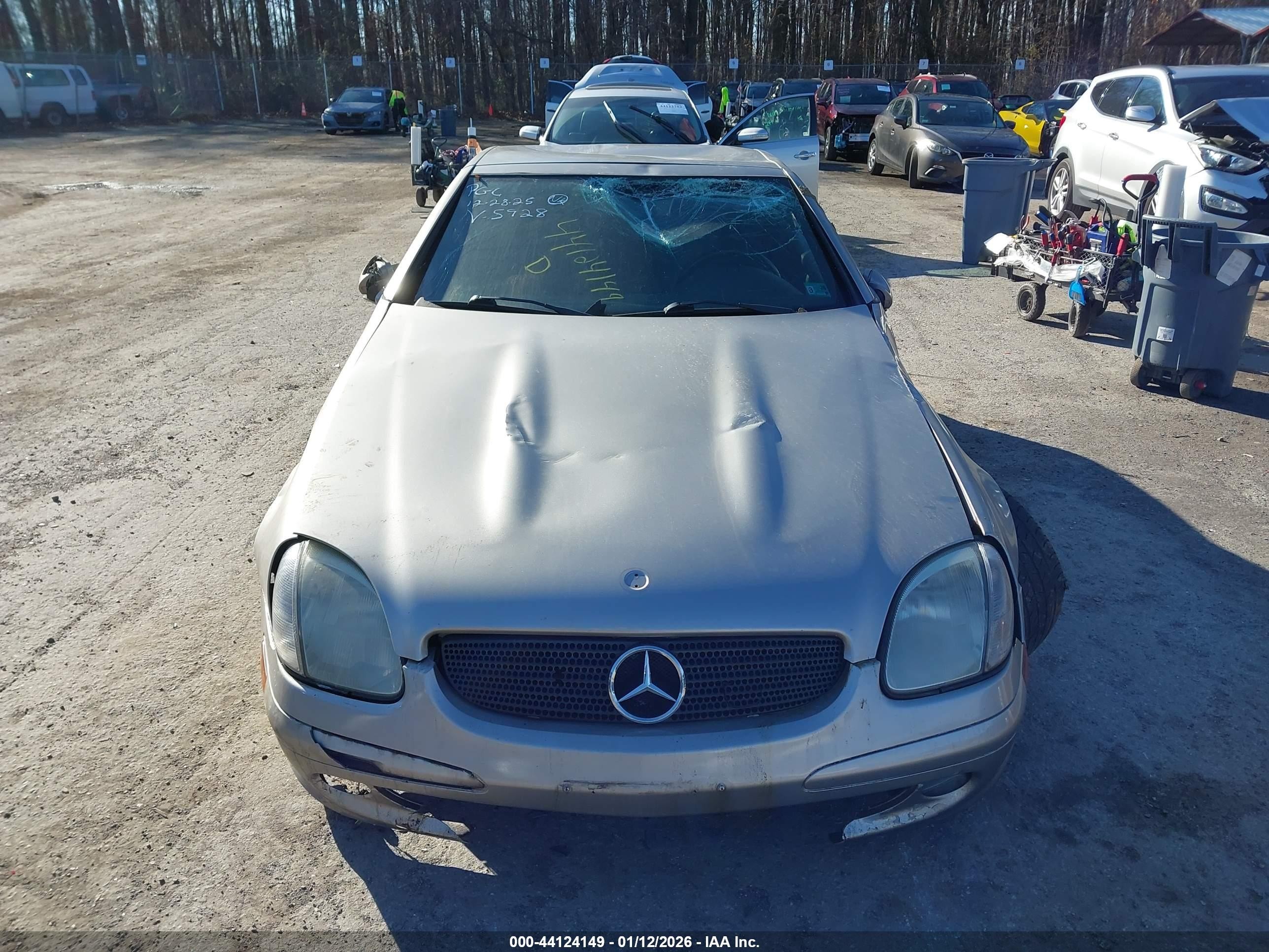 2003 Mercedes-benz Slk 320   Silver vin: WDBKK65F73F285928