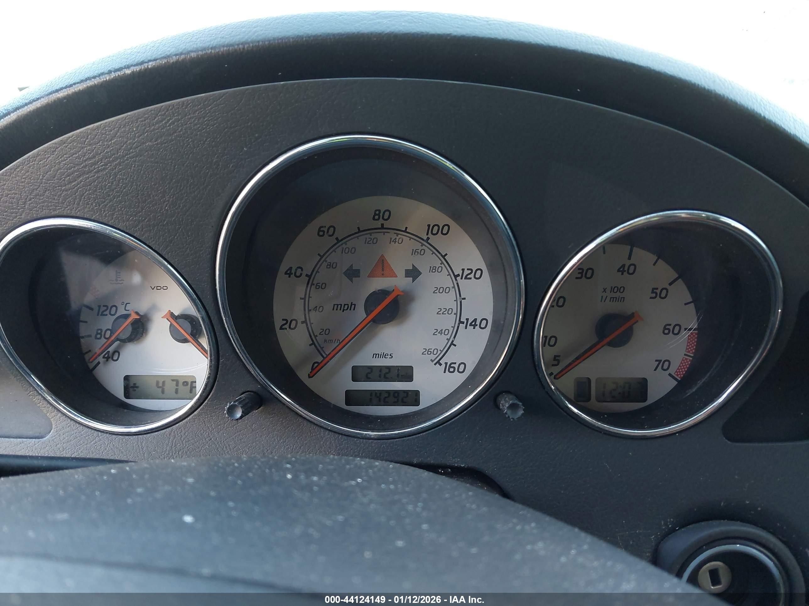 2003 Mercedes-benz Slk 320   Silver vin: WDBKK65F73F285928