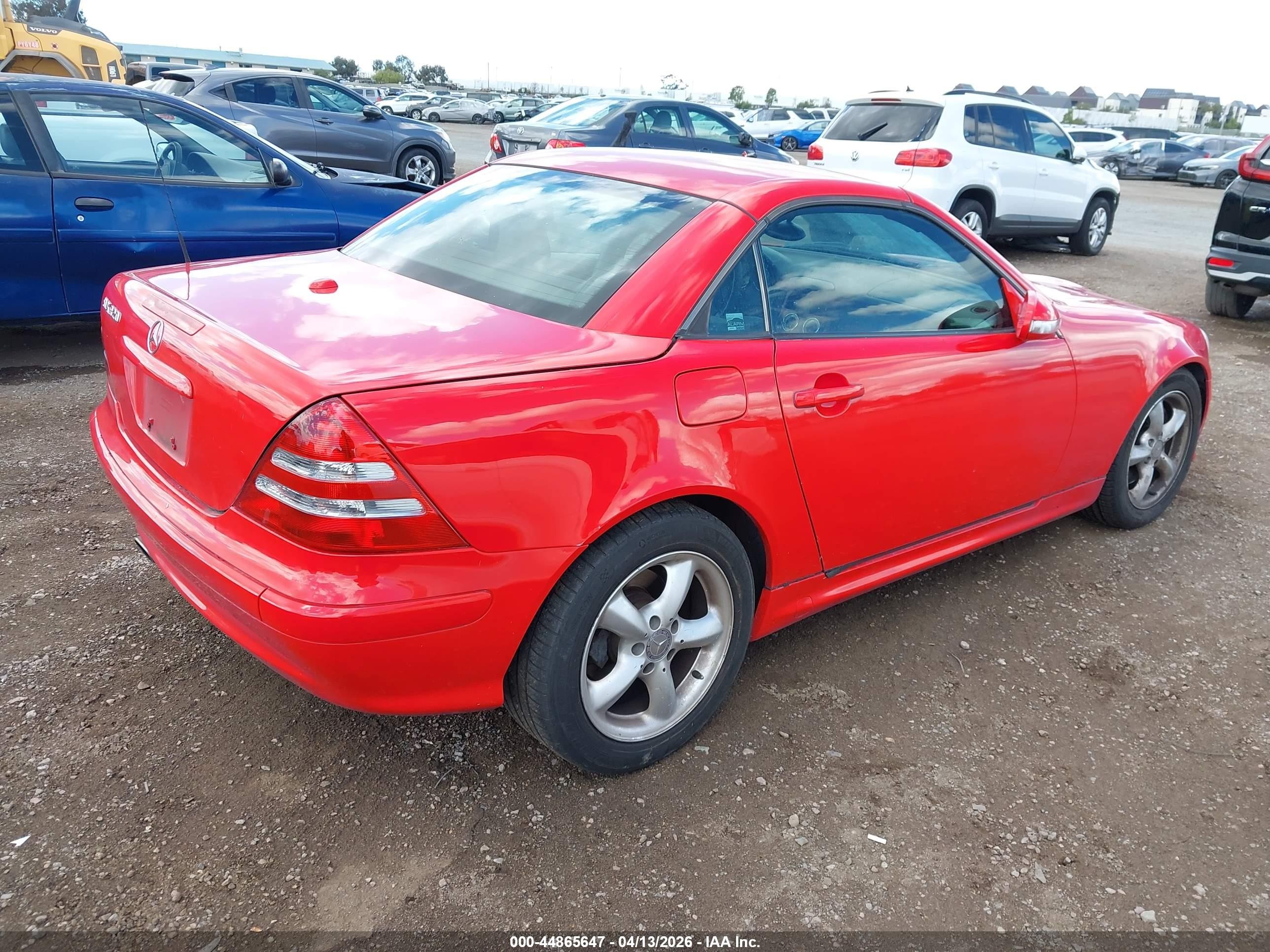 2001 Mercedes-benz Slk 320   Red vin: WDBKK65F81F207803