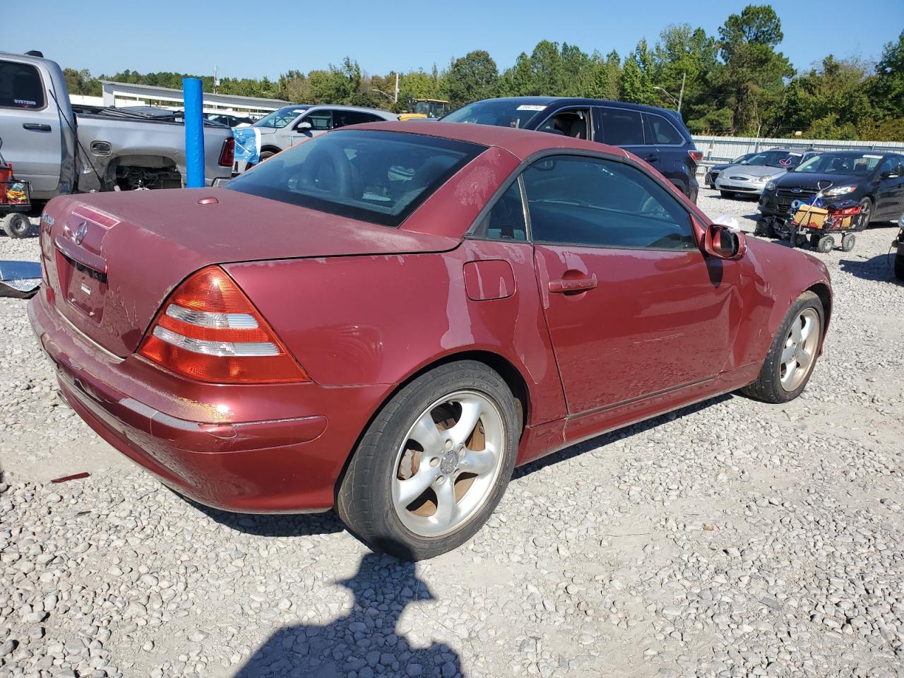 2001 Mercedes-benz Slk 320 Maroon vin: WDBKK65F81F207963