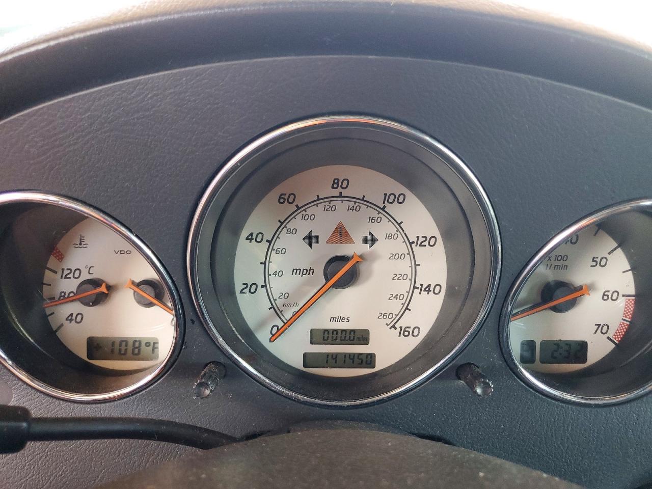 2001 Mercedes-benz Slk 320 White vin: WDBKK65F81F210099