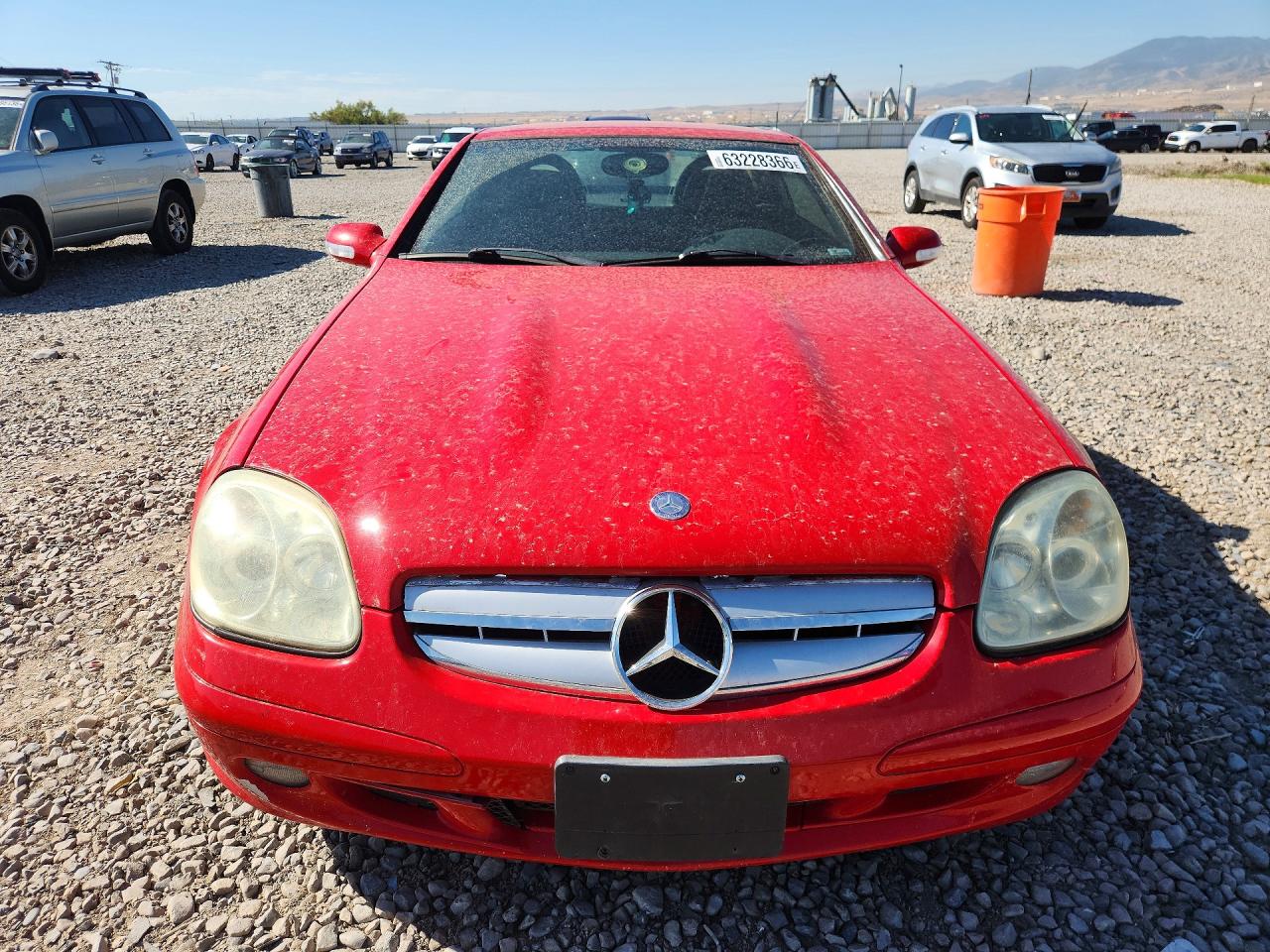2002 Mercedes-benz Slk 320 Red vin: WDBKK65F82F238339