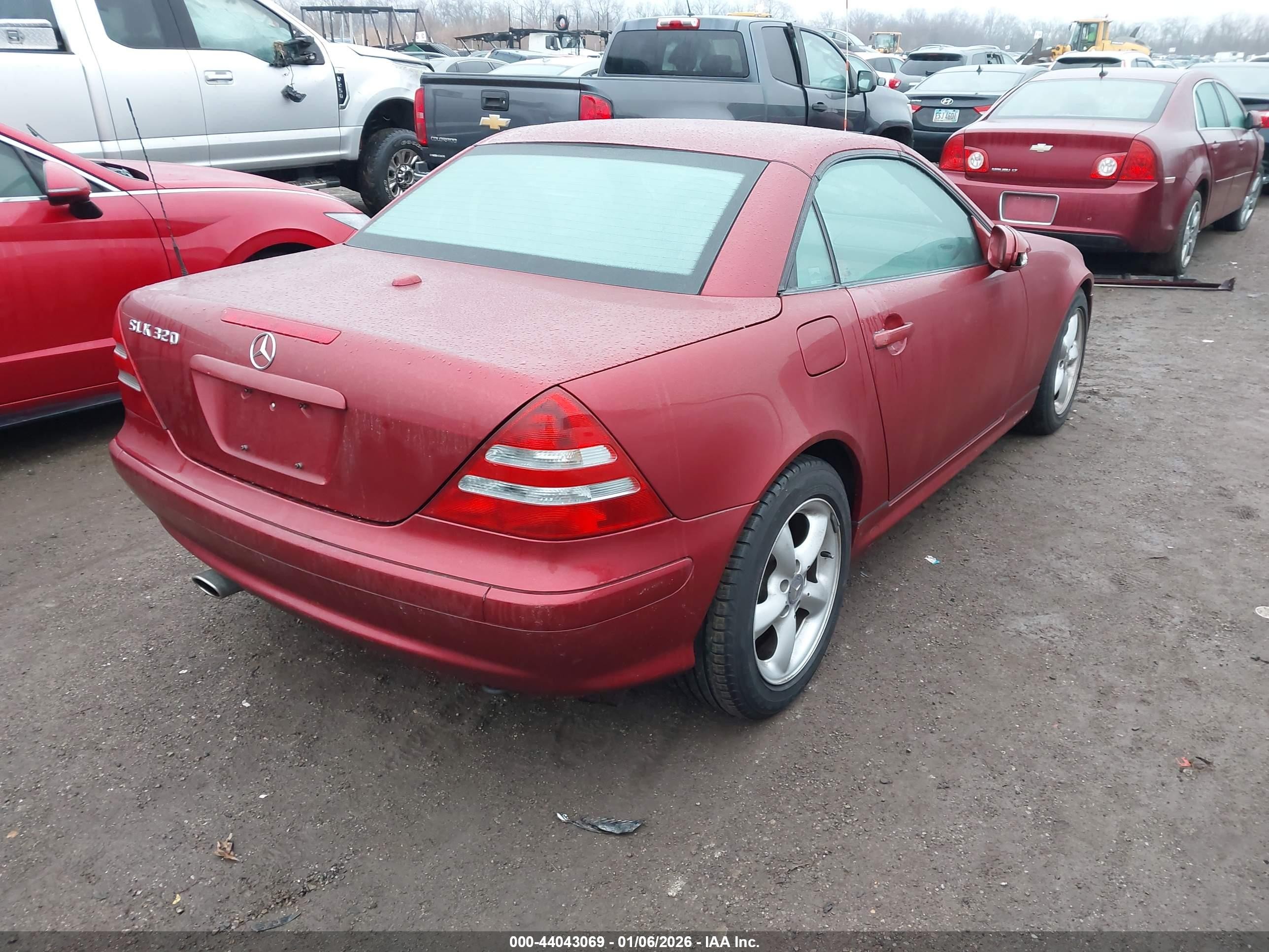 2003 Mercedes-benz Slk 320   Red vin: WDBKK65F83F277336