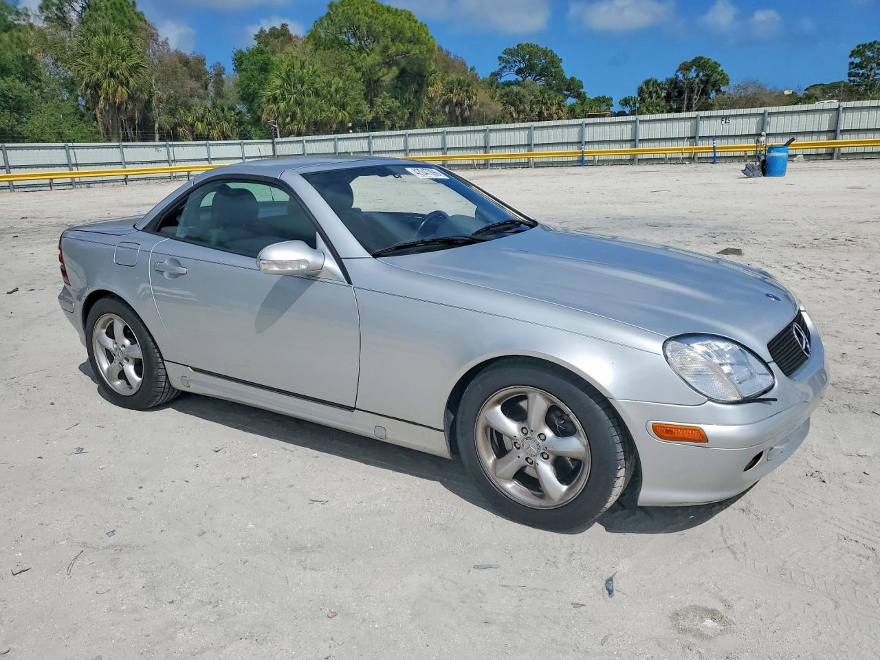 2001 Mercedes-benz Slk 320 Silver vin: WDBKK65F91F188887