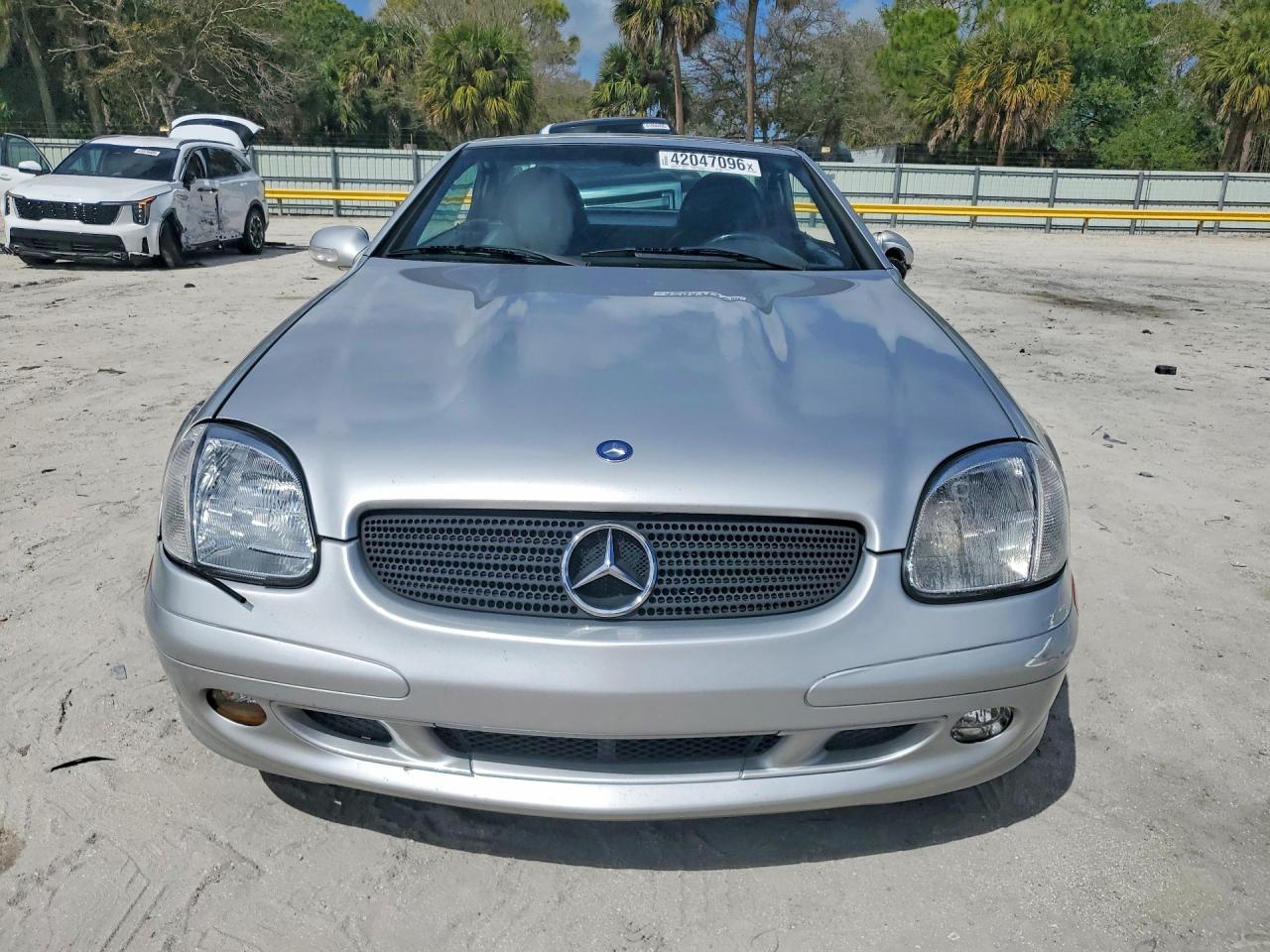 2001 Mercedes-benz Slk 320 Silver vin: WDBKK65F91F188887