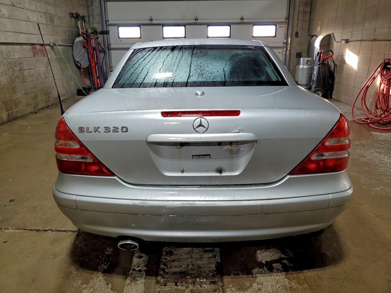 2001 Mercedes-benz Slk 320 Silver vin: WDBKK65F91F191112