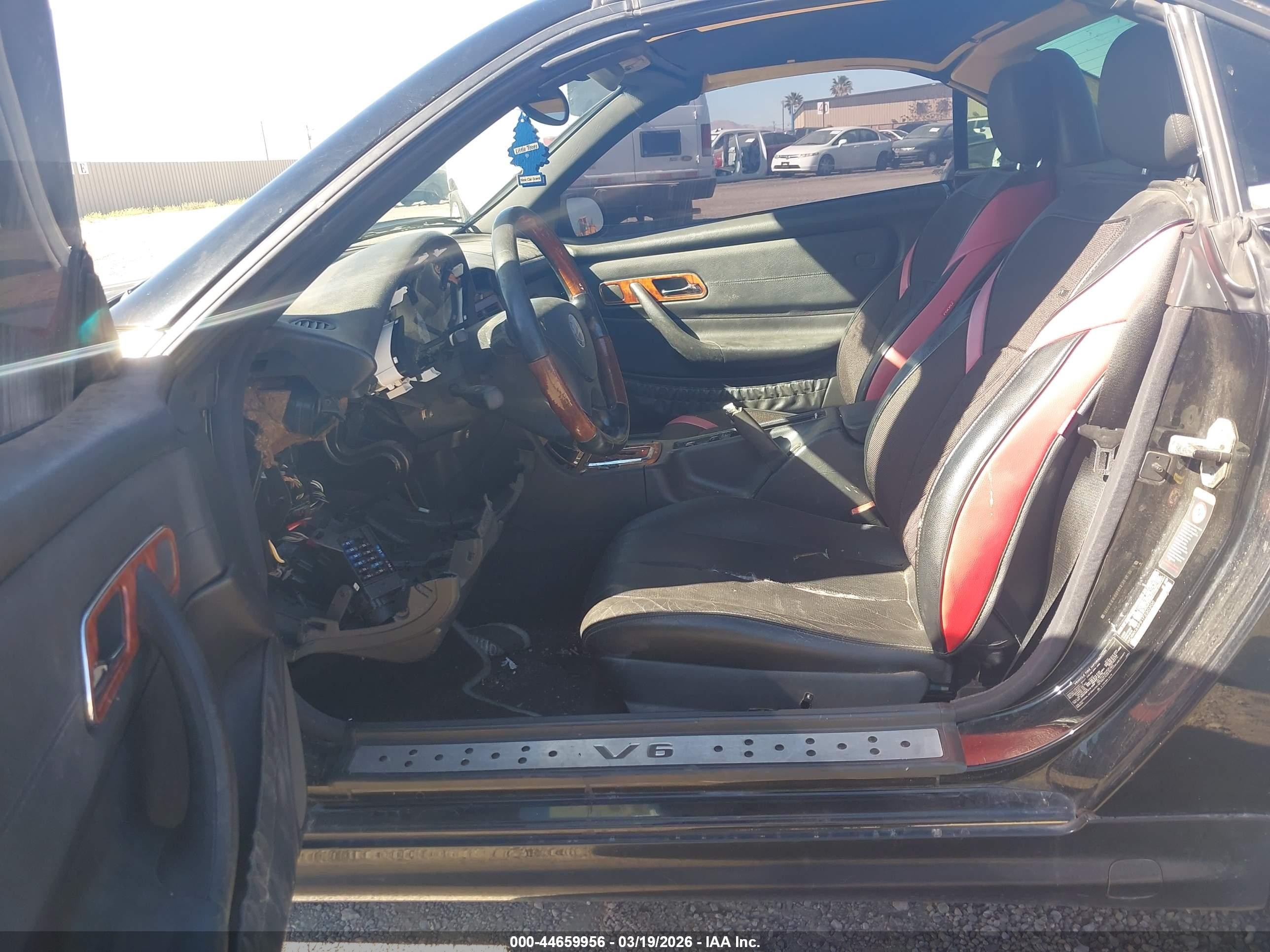 2001 Mercedes-benz Slk 320   Black vin: WDBKK65F91F230300
