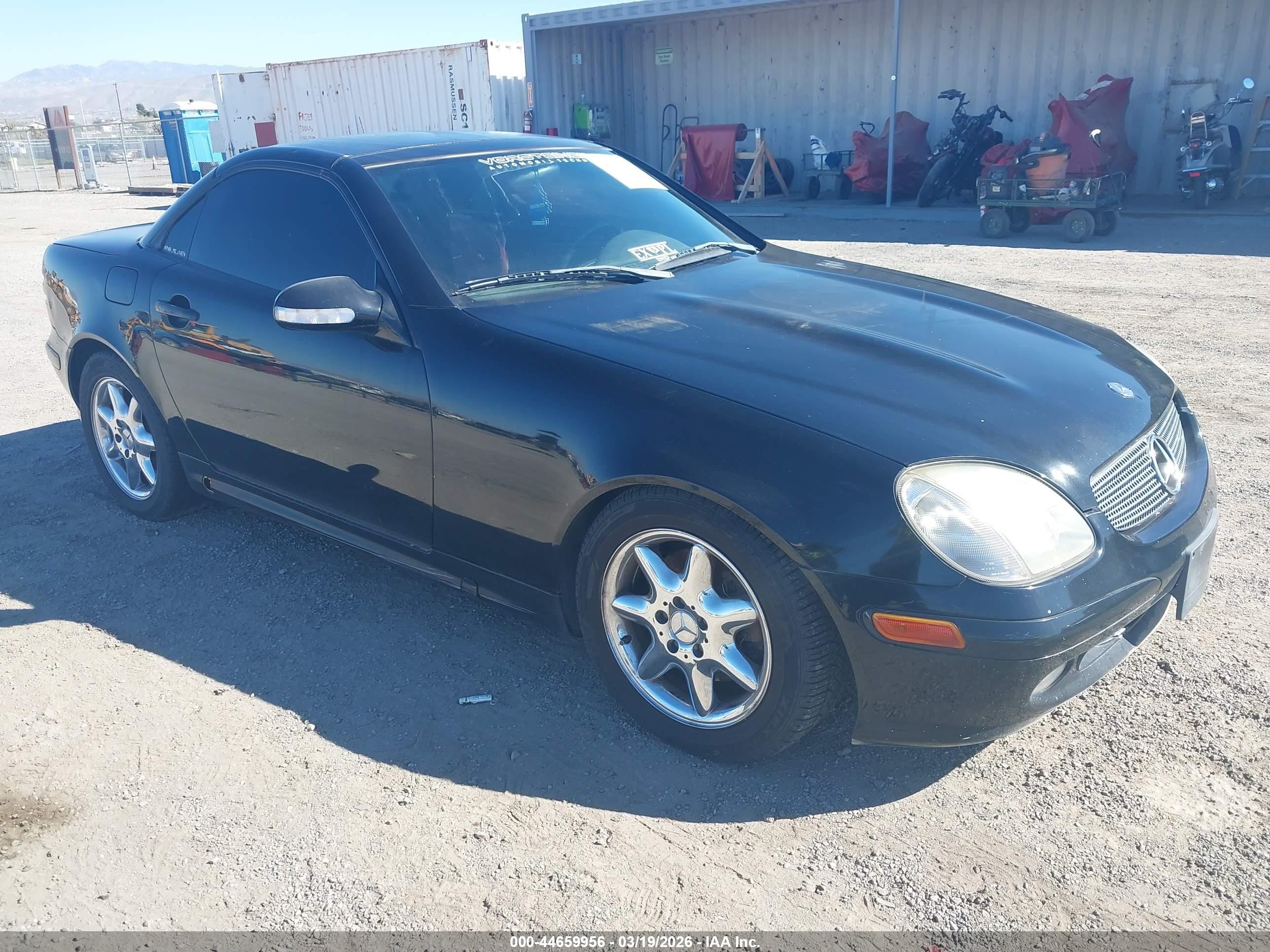 2001 Mercedes-benz Slk 320   Black vin: WDBKK65F91F230300