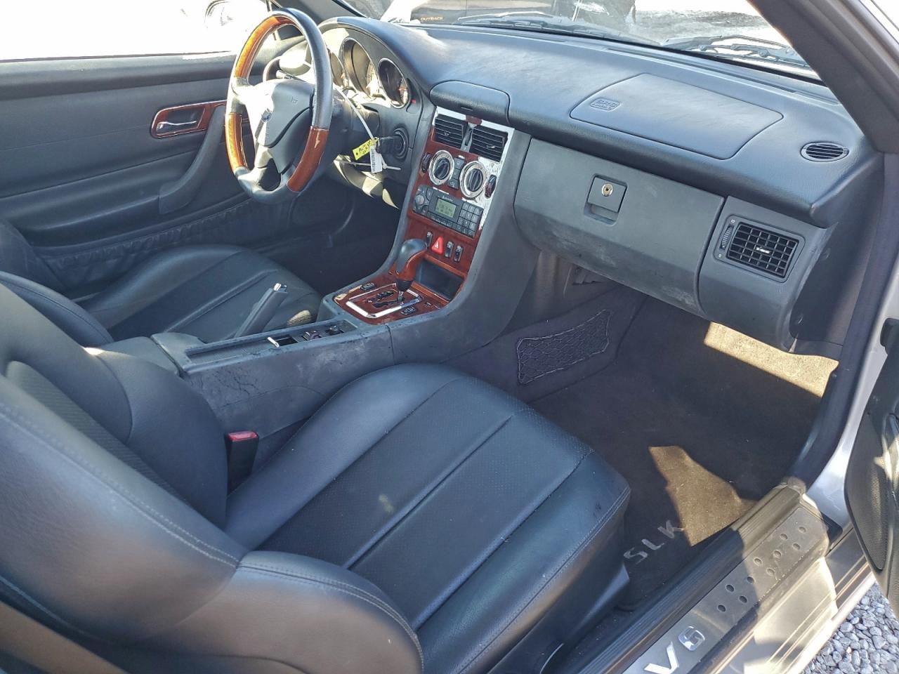 2001 Mercedes-benz Slk 320 Silver vin: WDBKK65F91F230538