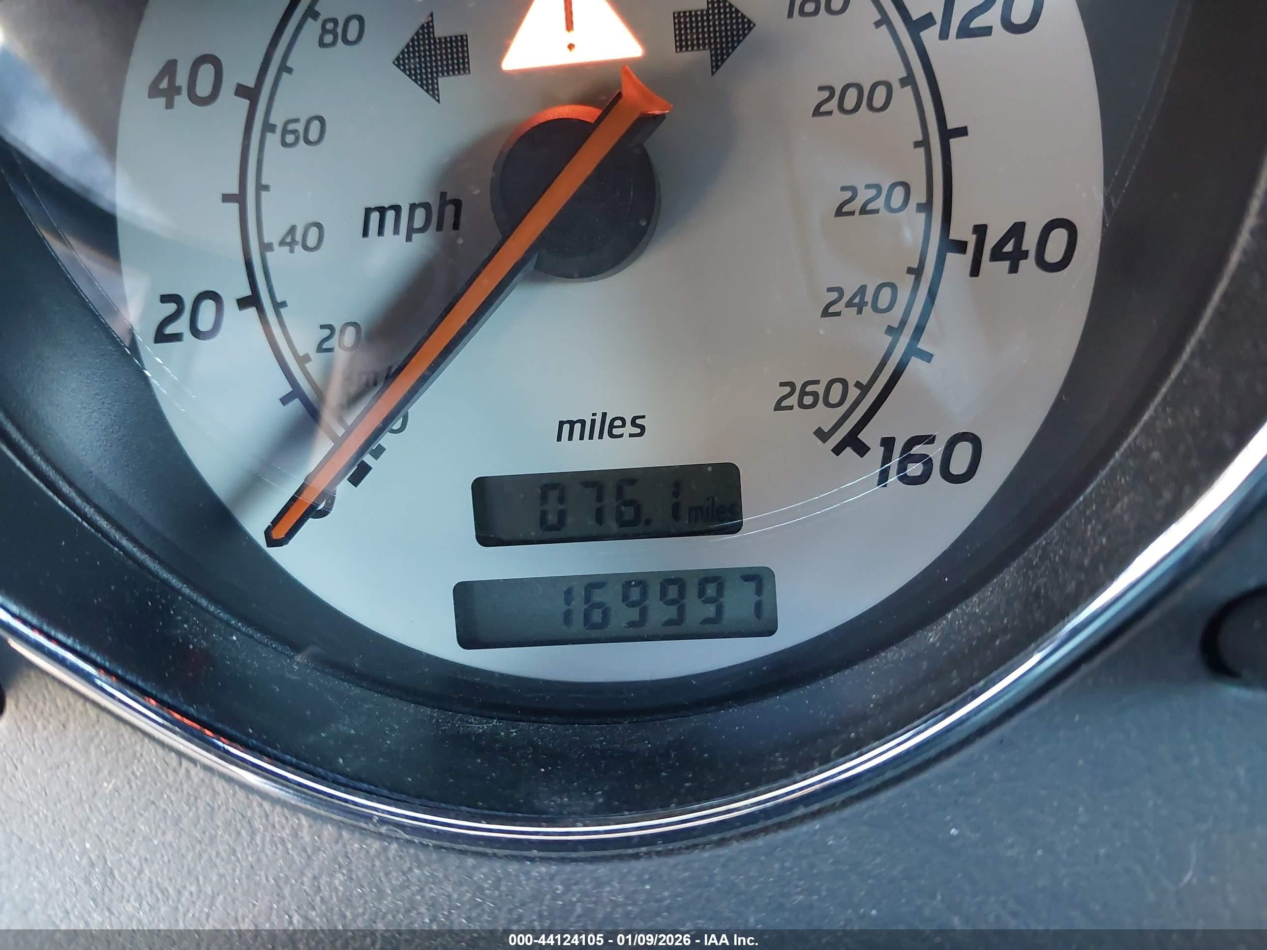 2002 Mercedes-benz Slk 320   Желтый vin: WDBKK65F92F259801