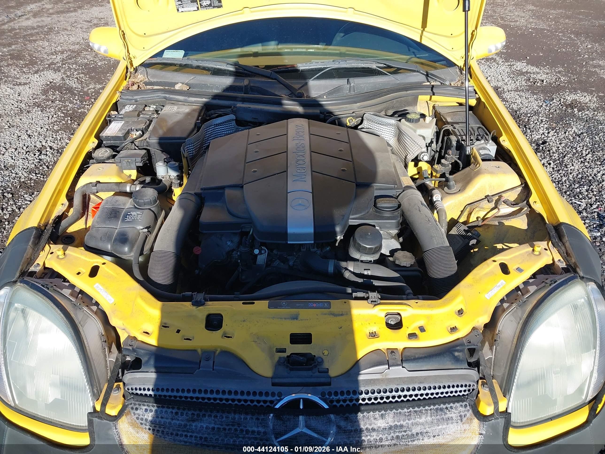 2002 Mercedes-benz Slk 320   Желтый vin: WDBKK65F92F259801