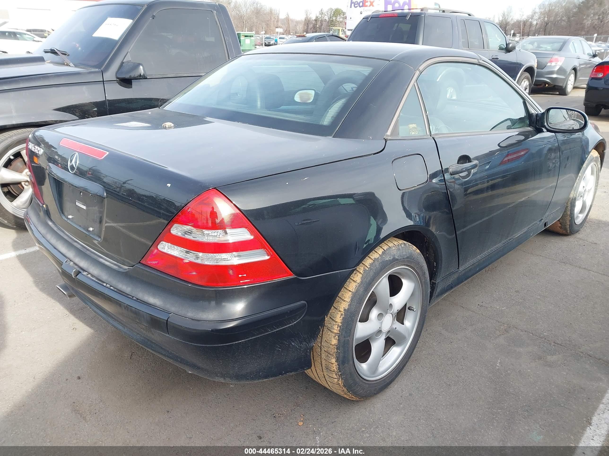 2003 Mercedes-benz Slk 320   Black vin: WDBKK65F93F280763