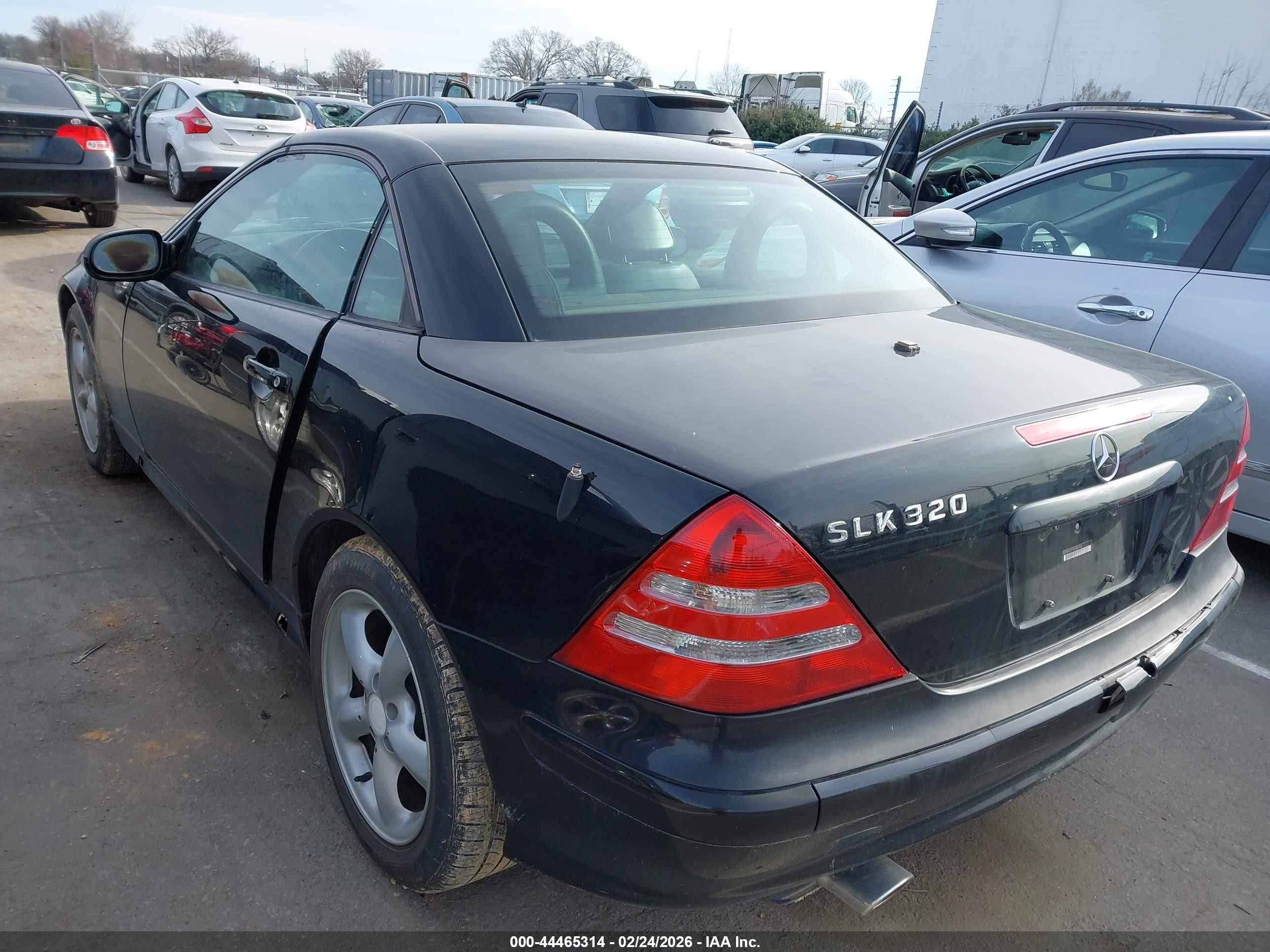 2003 Mercedes-benz Slk 320   Black vin: WDBKK65F93F280763