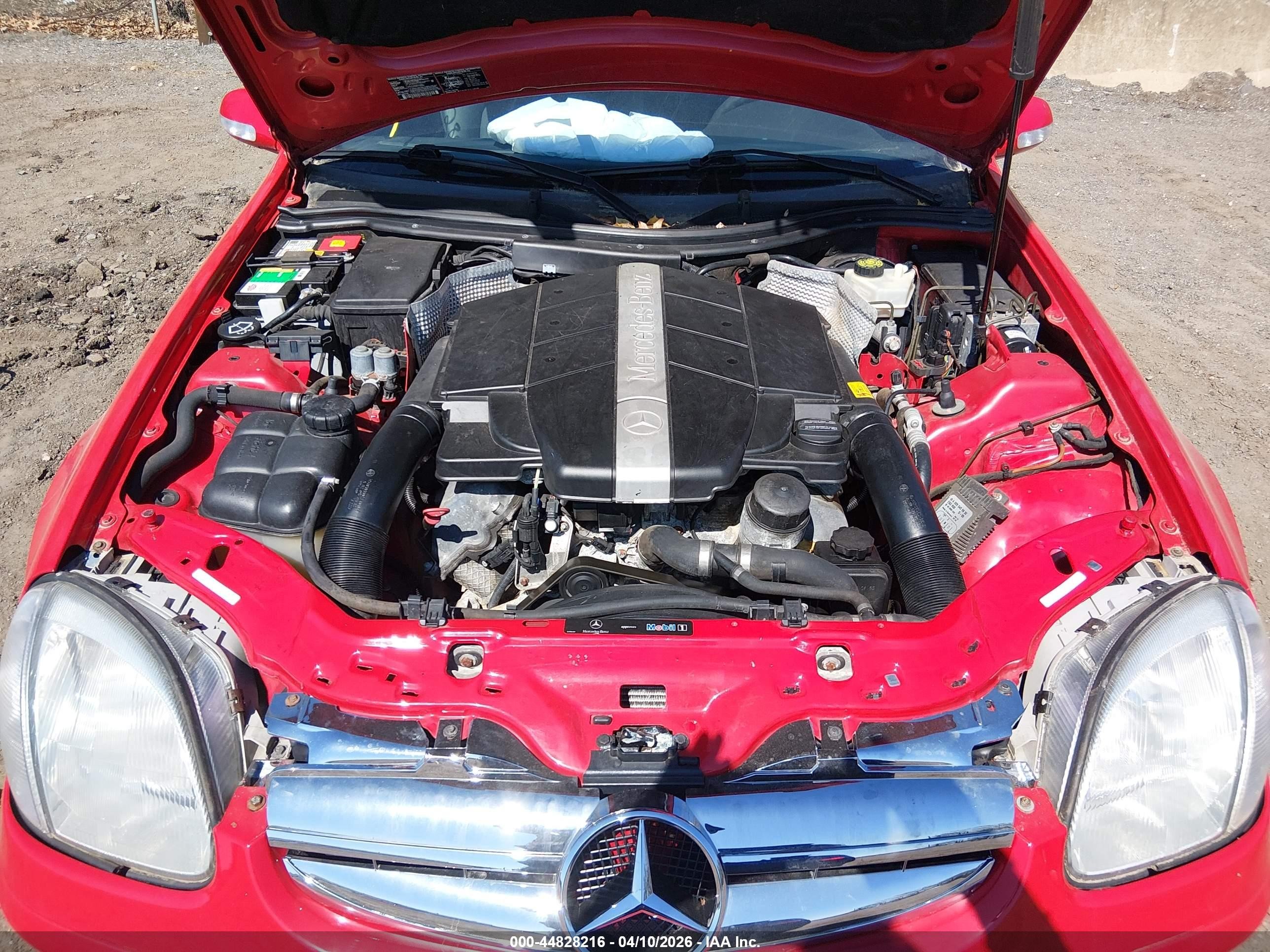 2003 Mercedes-benz Slk 320   Red vin: WDBKK65F93F282318