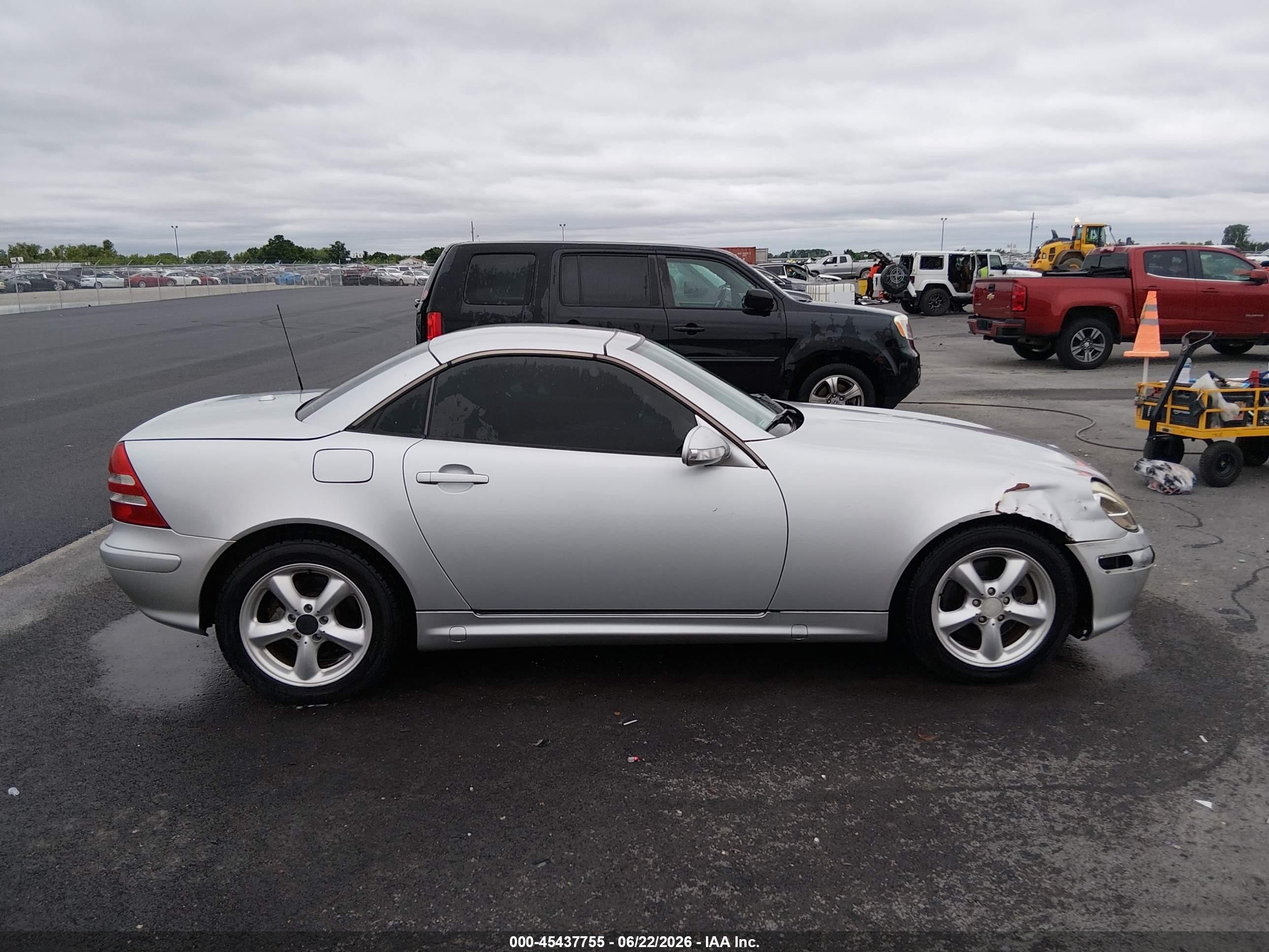 2003 Mercedes-benz Slk 320 Silver vin: WDBKK65F93F282979