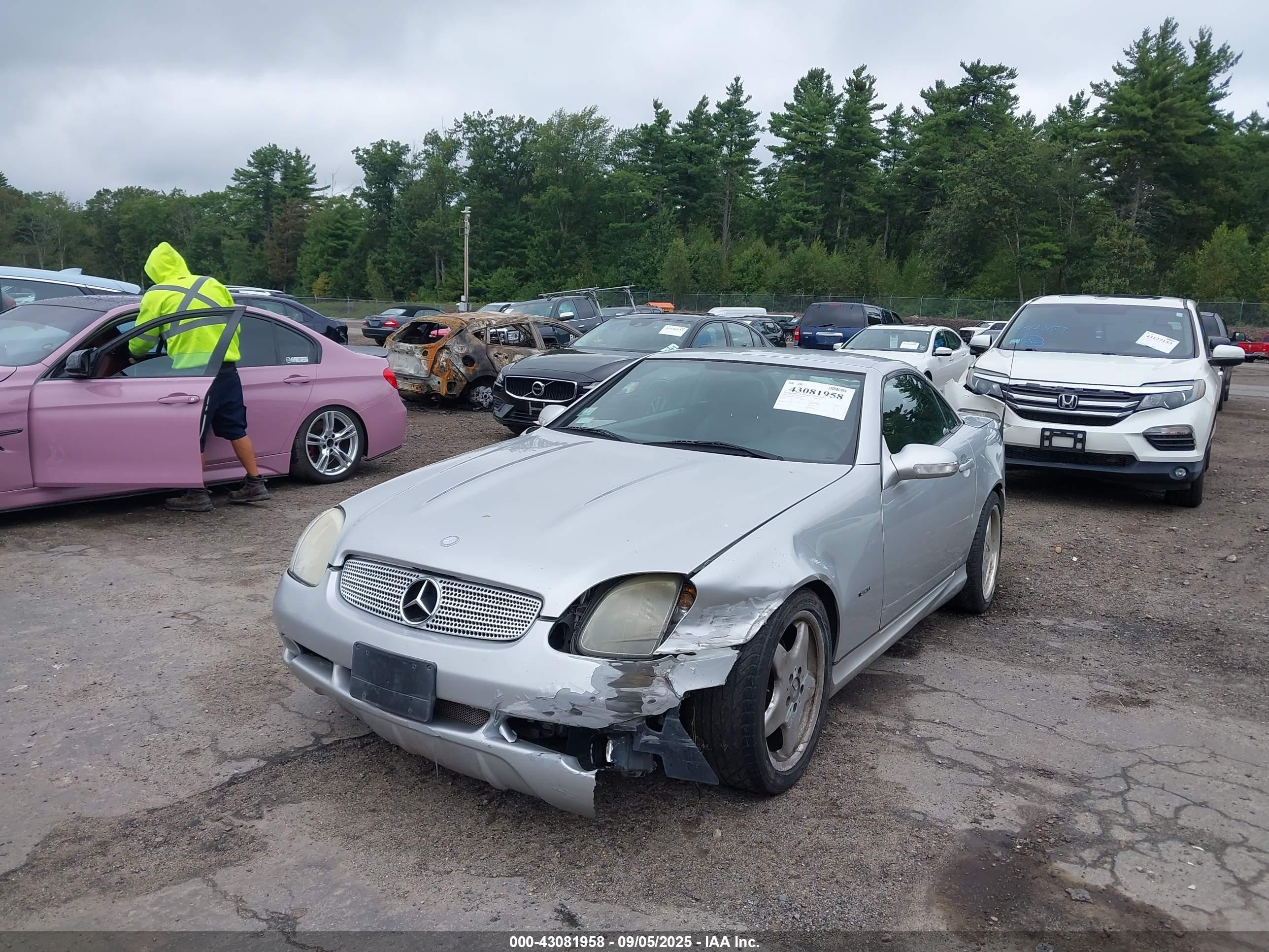 2001 Mercedes-benz Slk 320   Silver vin: WDBKK65FX1F181446