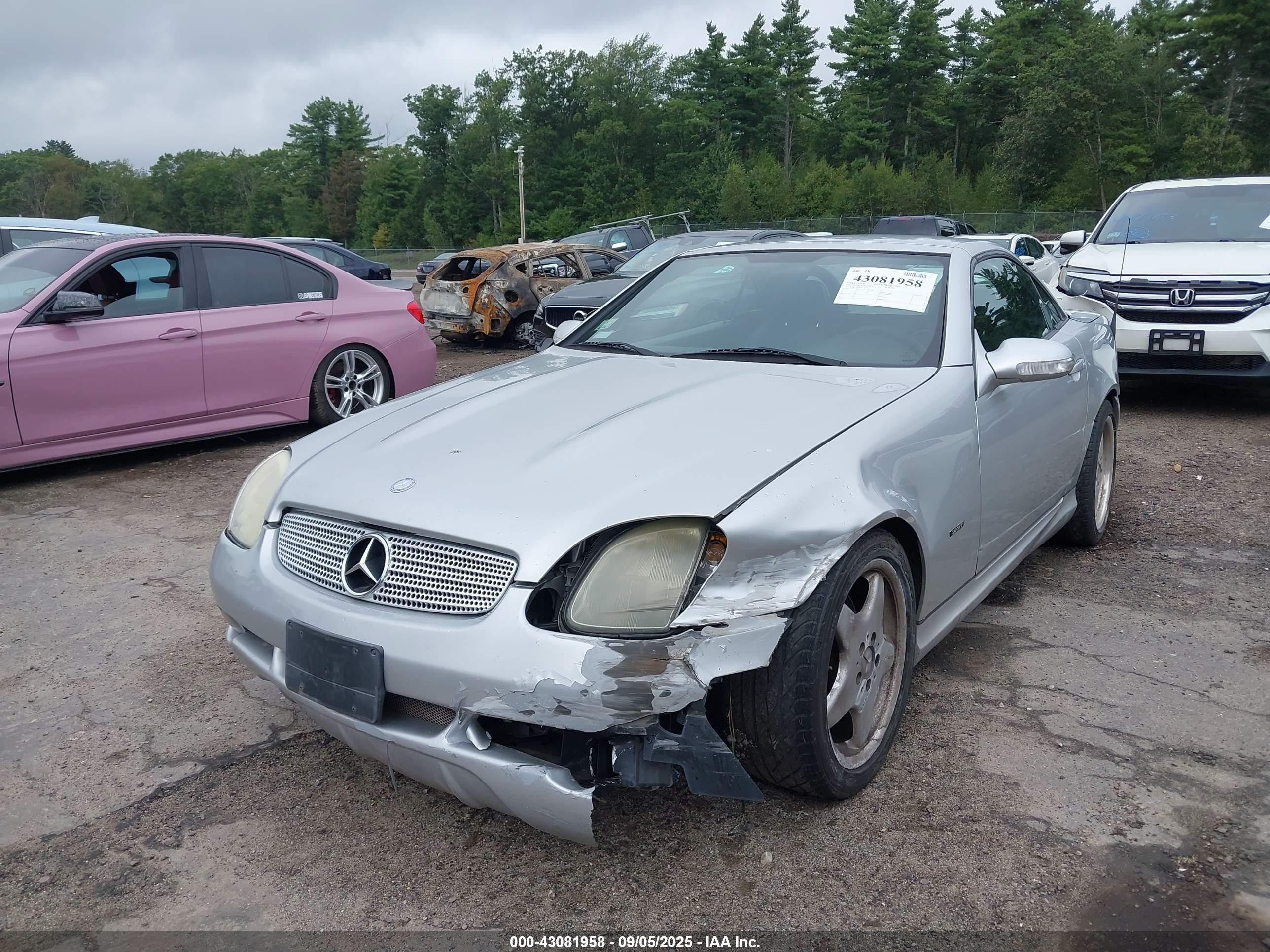 2001 Mercedes-benz Slk 320   Silver vin: WDBKK65FX1F181446