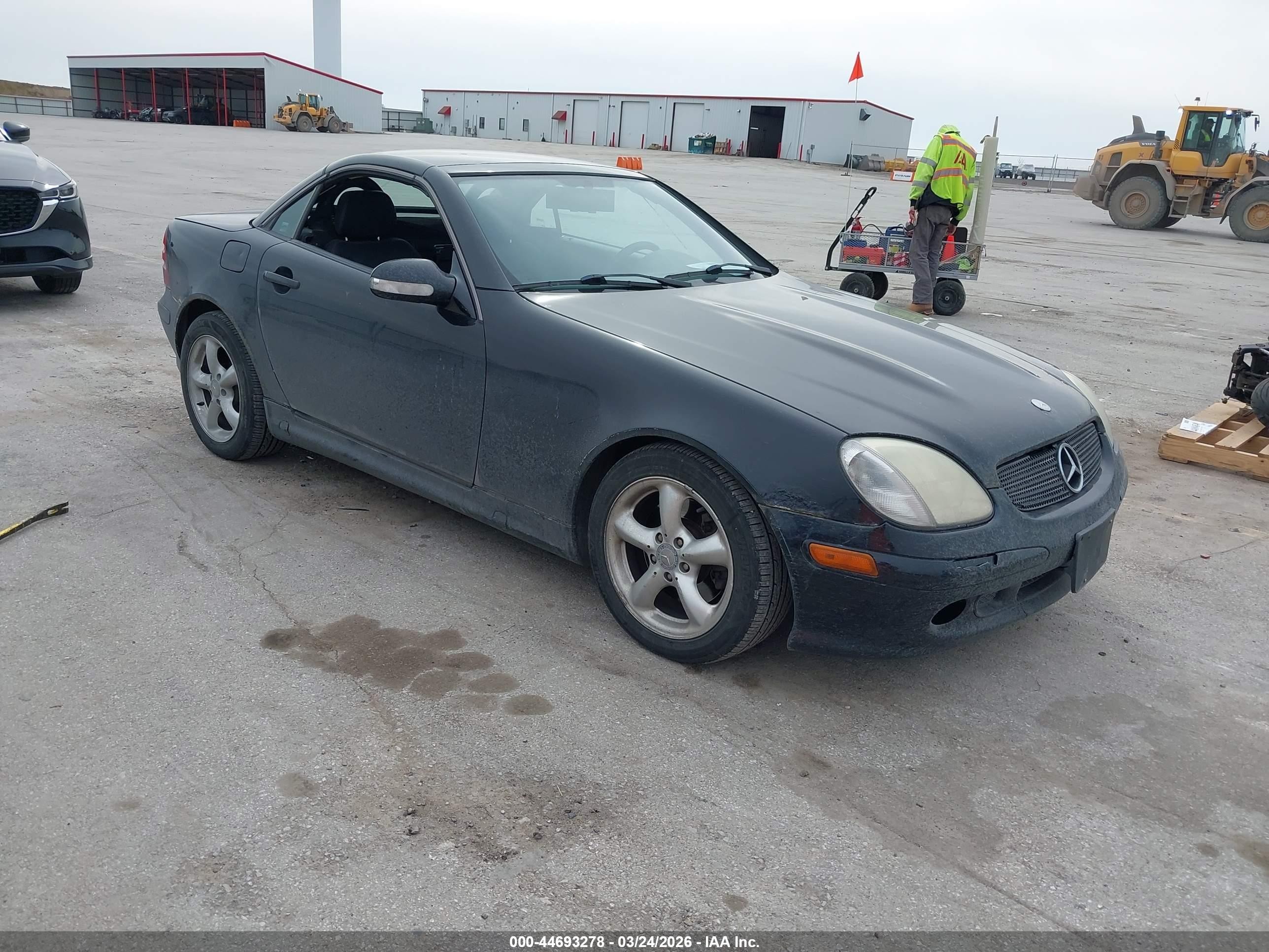 2001 Mercedes-benz Slk 320   Black vin: WDBKK65FX1F184251