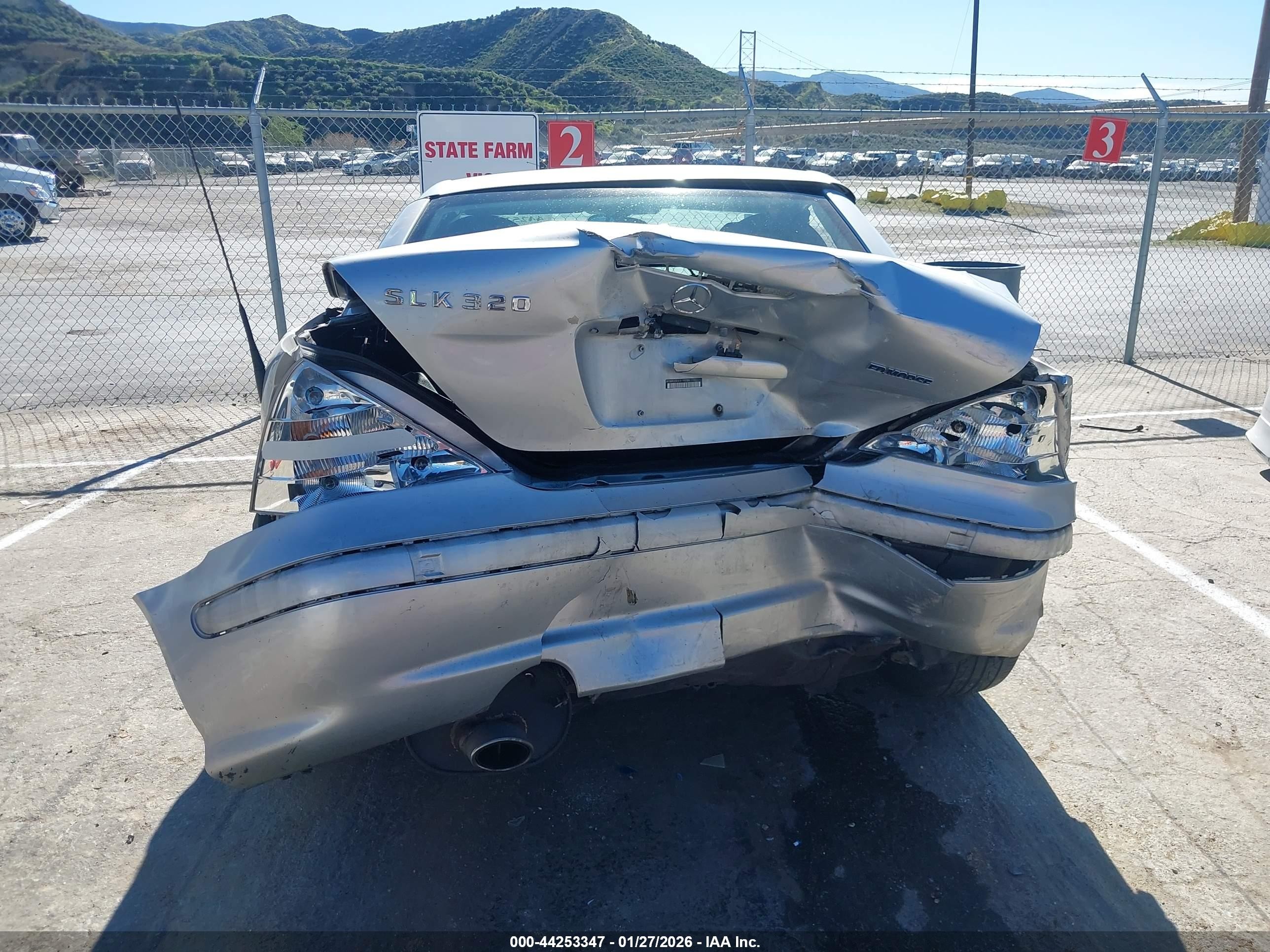 2001 Mercedes-benz Slk 320   Silver vin: WDBKK65FX1F198084