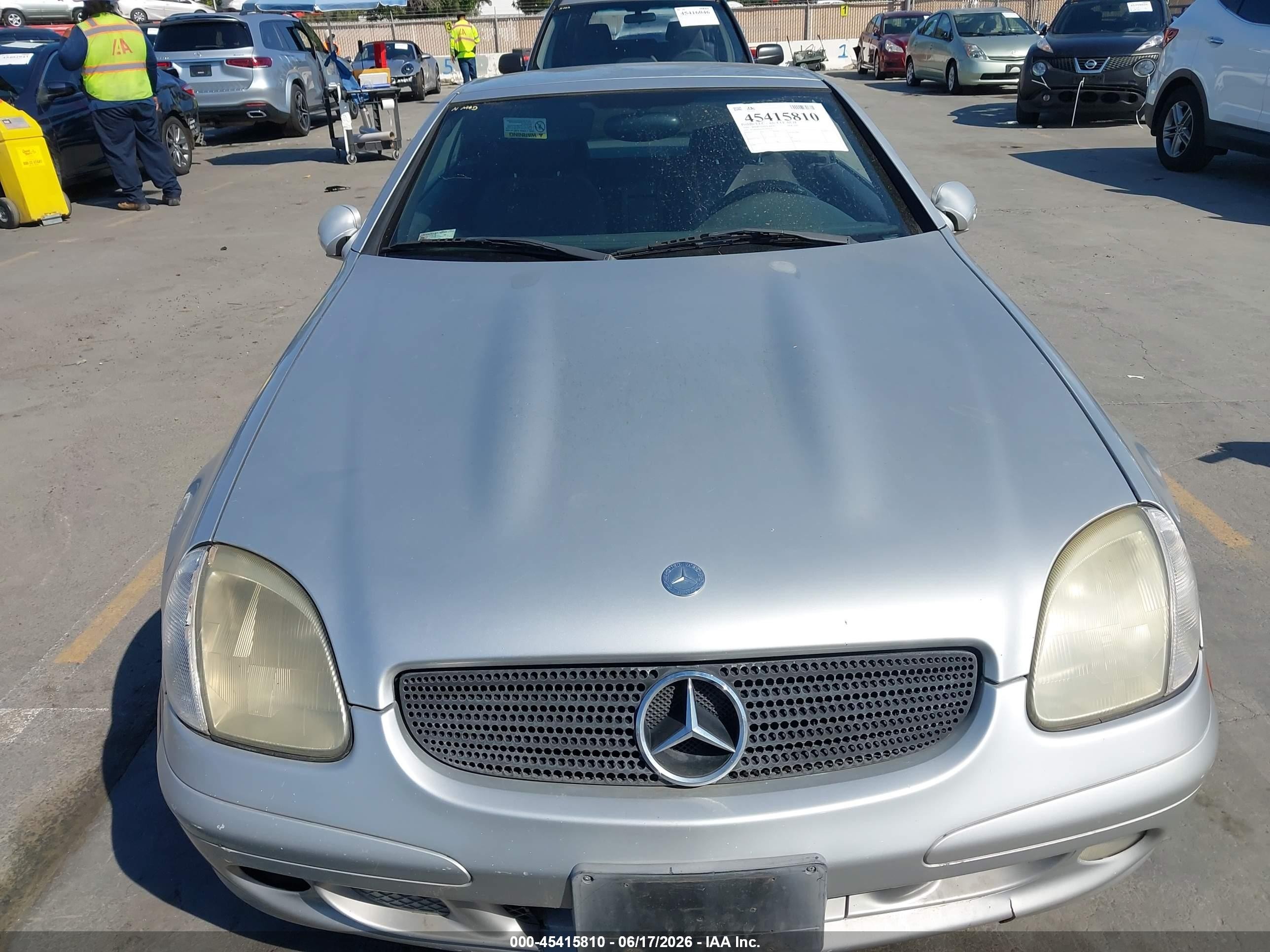 2001 Mercedes-benz Slk 320   Silver vin: WDBKK65FX1F204479