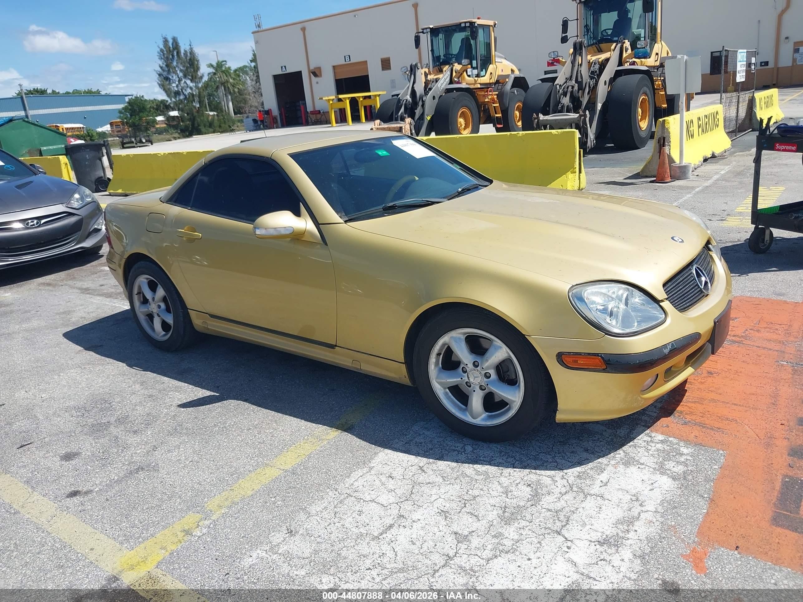 2001 Mercedes-benz Slk 320   Yellow vin: WDBKK65FX1F209519