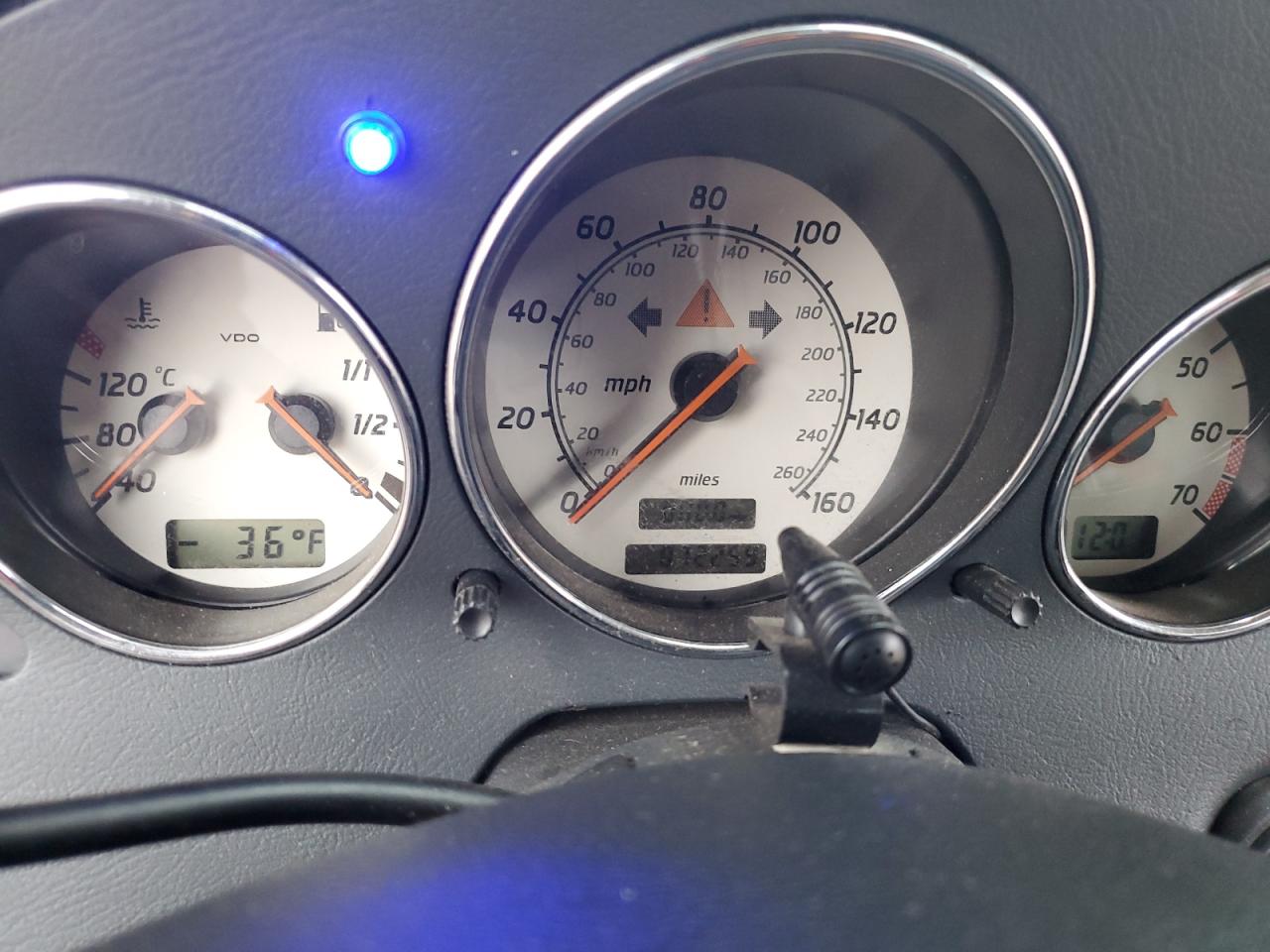 2001 Mercedes-benz Slk 320 White vin: WDBKK65FX1F223243