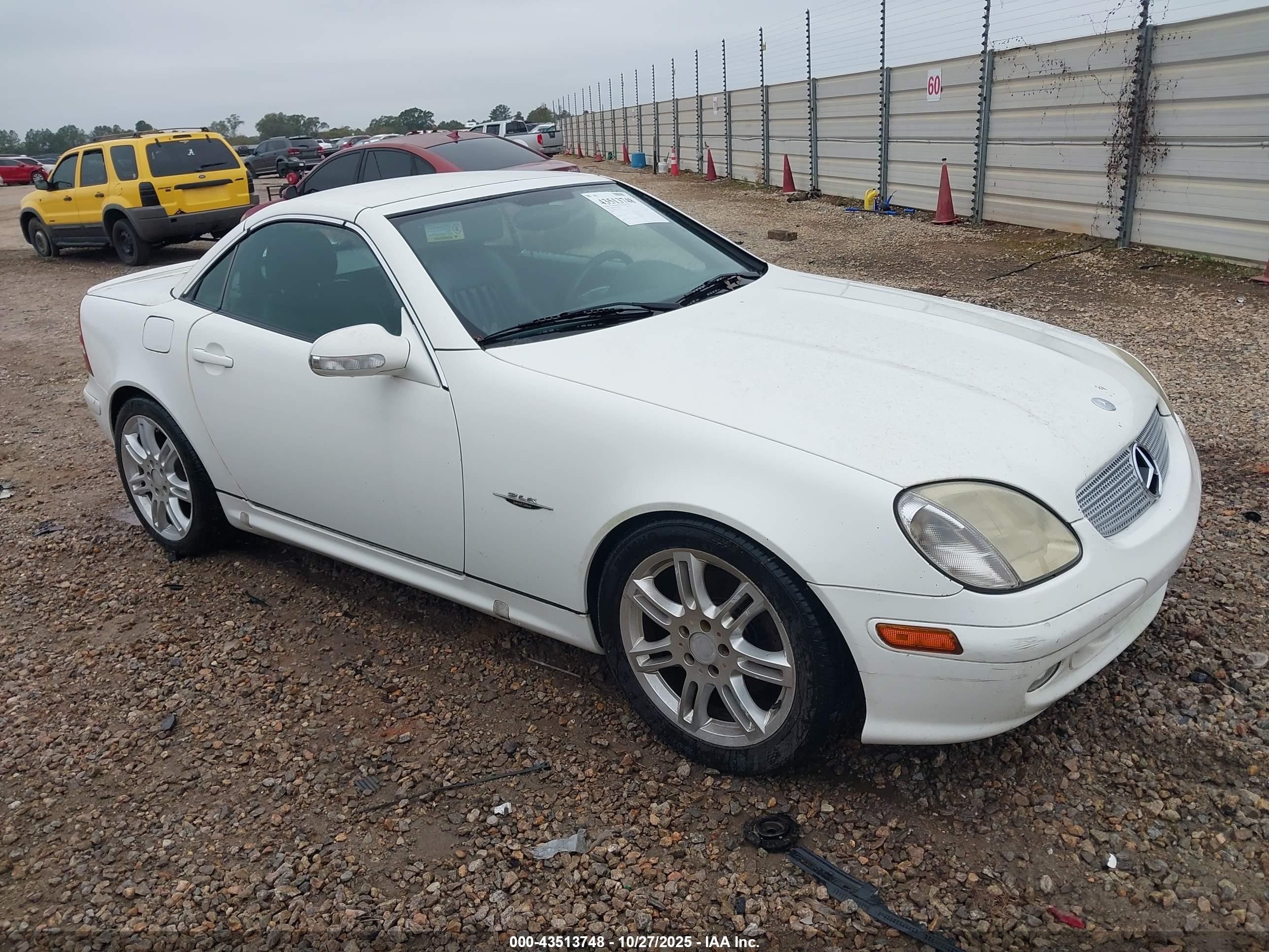 2004 Mercedes-benz Slk 320   Белый vin: WDBKK65FX4F305803