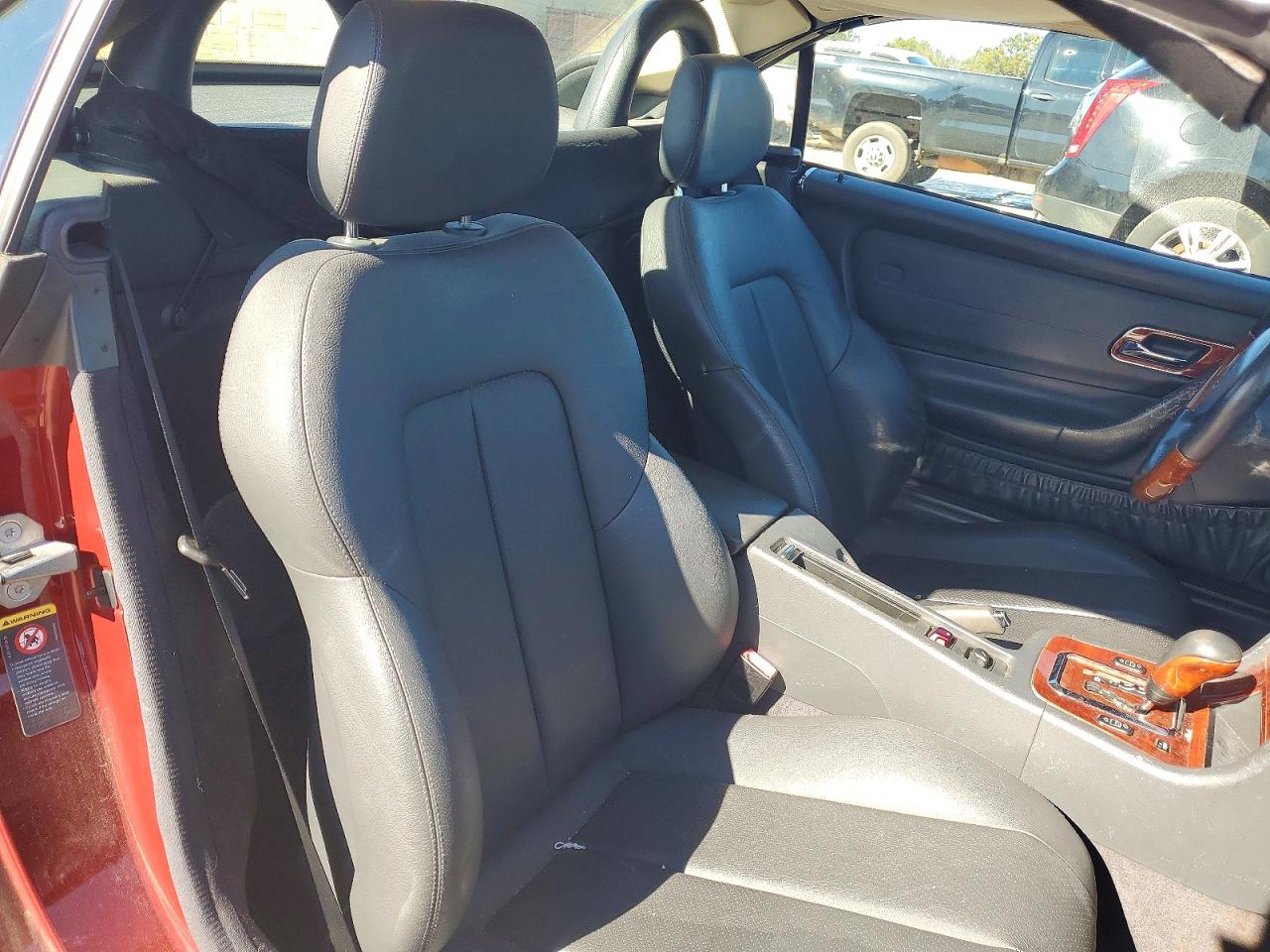 2004 Mercedes-benz Slk 320 Burgundy vin: WDBKK65FX4F306255