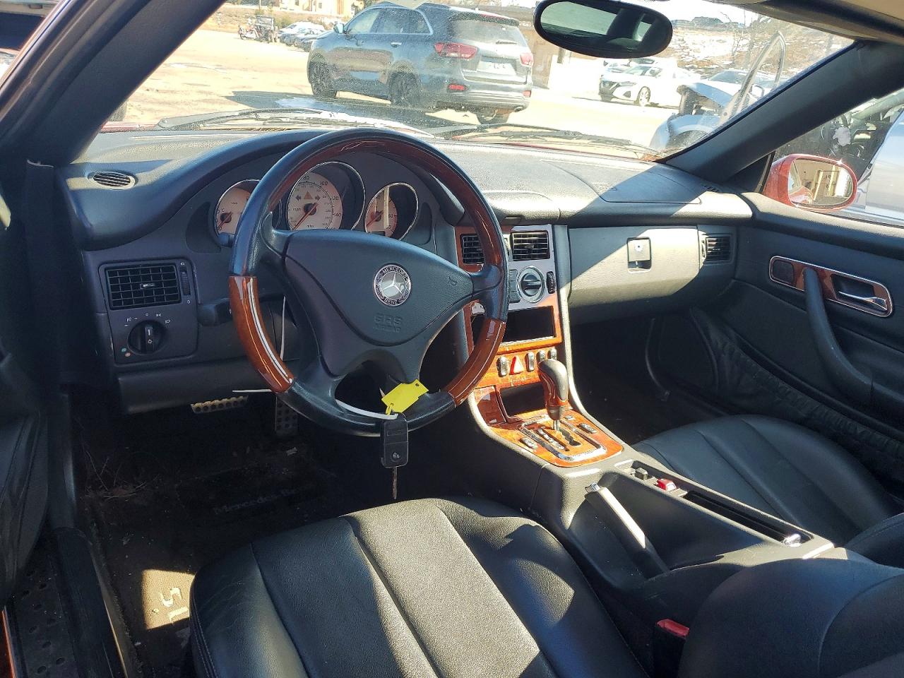 2004 Mercedes-benz Slk 320 Burgundy vin: WDBKK65FX4F306255