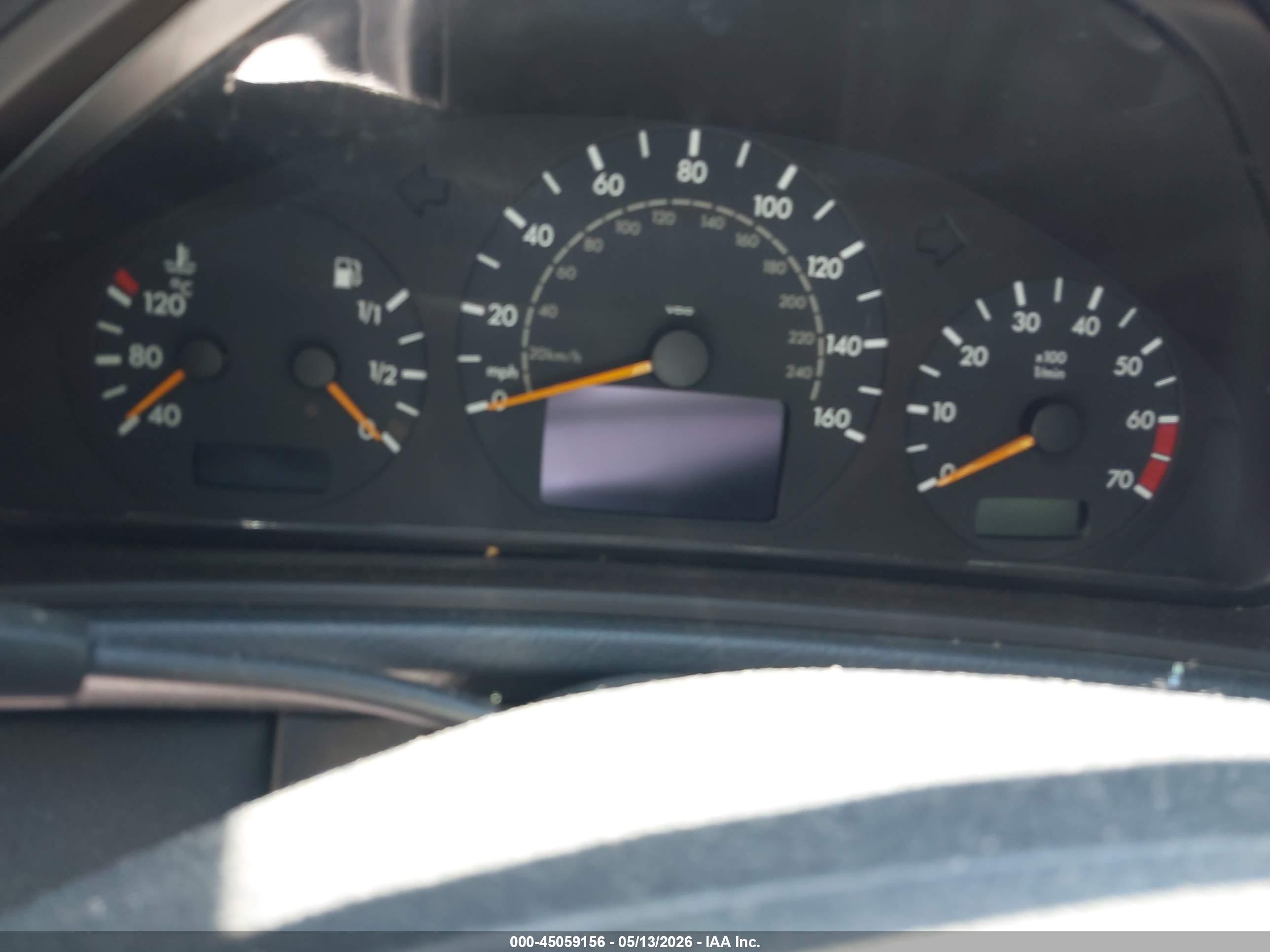 2001 Mercedes-benz Clk 320   Black vin: WDBLJ65G01F163540