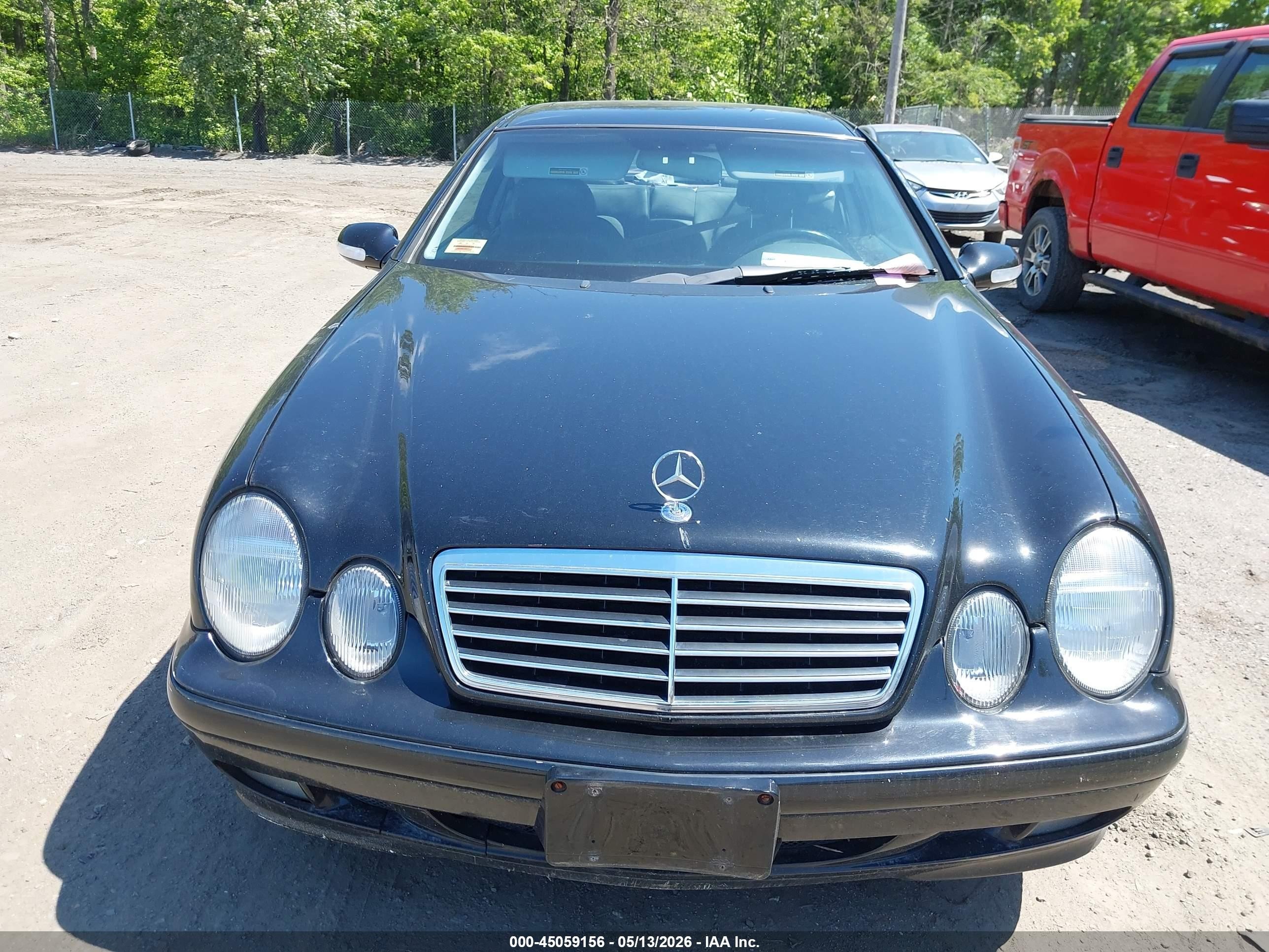 2001 Mercedes-benz Clk 320   Black vin: WDBLJ65G01F163540