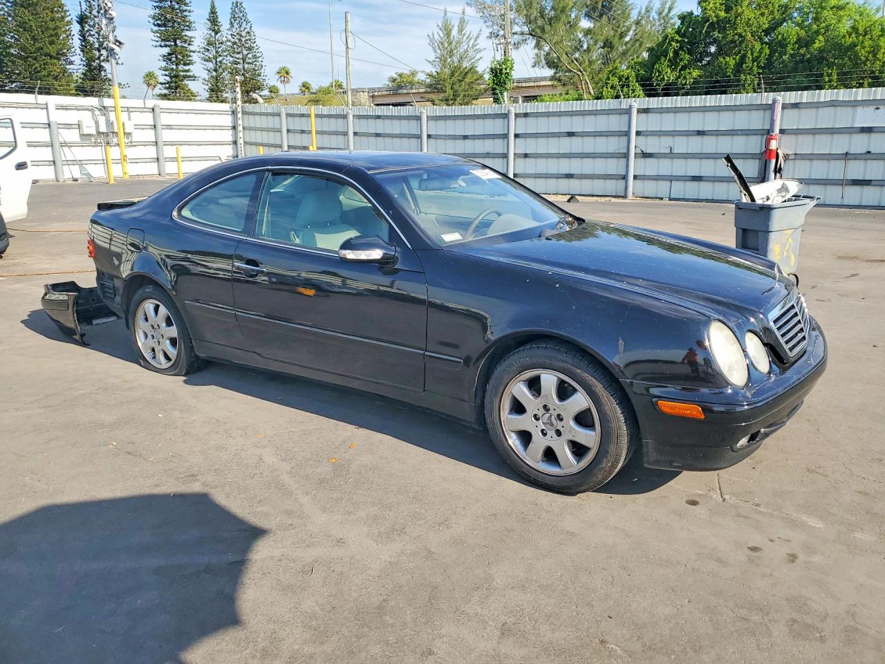 2001 Mercedes-benz Clk 320 Черный vin: WDBLJ65G01F174456