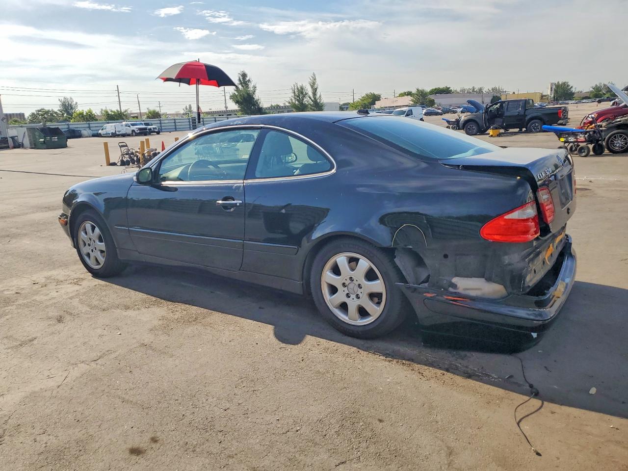 2001 Mercedes-benz Clk 320 Черный vin: WDBLJ65G01F174456