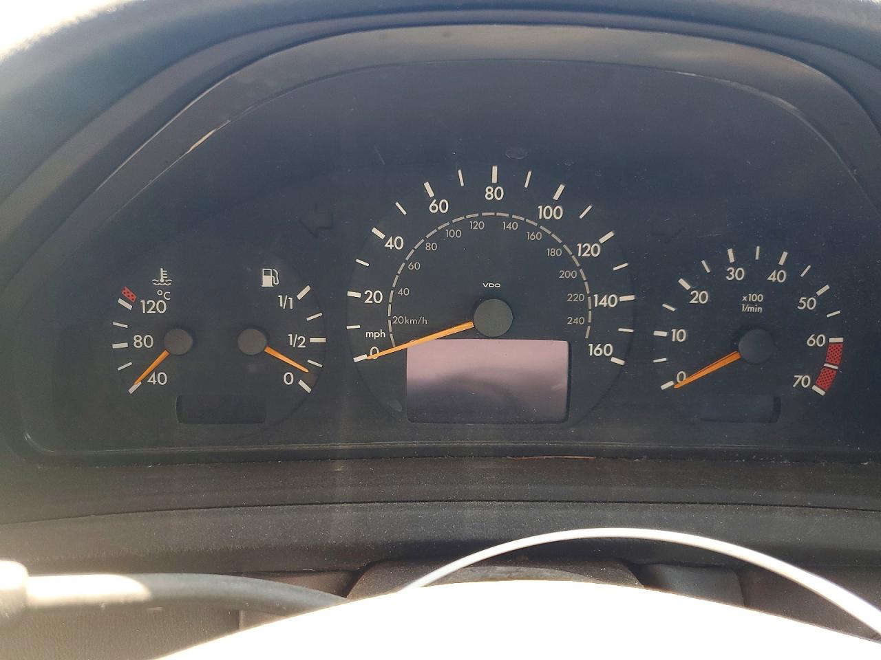 2001 Mercedes-benz Clk 320 Black vin: WDBLJ65G01F185201