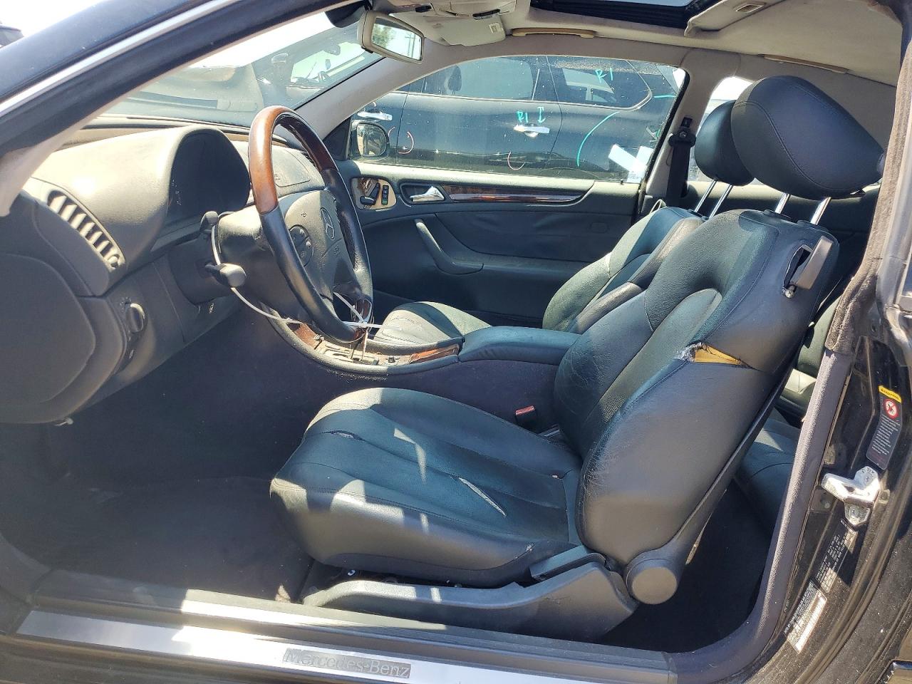 2001 Mercedes-benz Clk 320 Black vin: WDBLJ65G01F185201