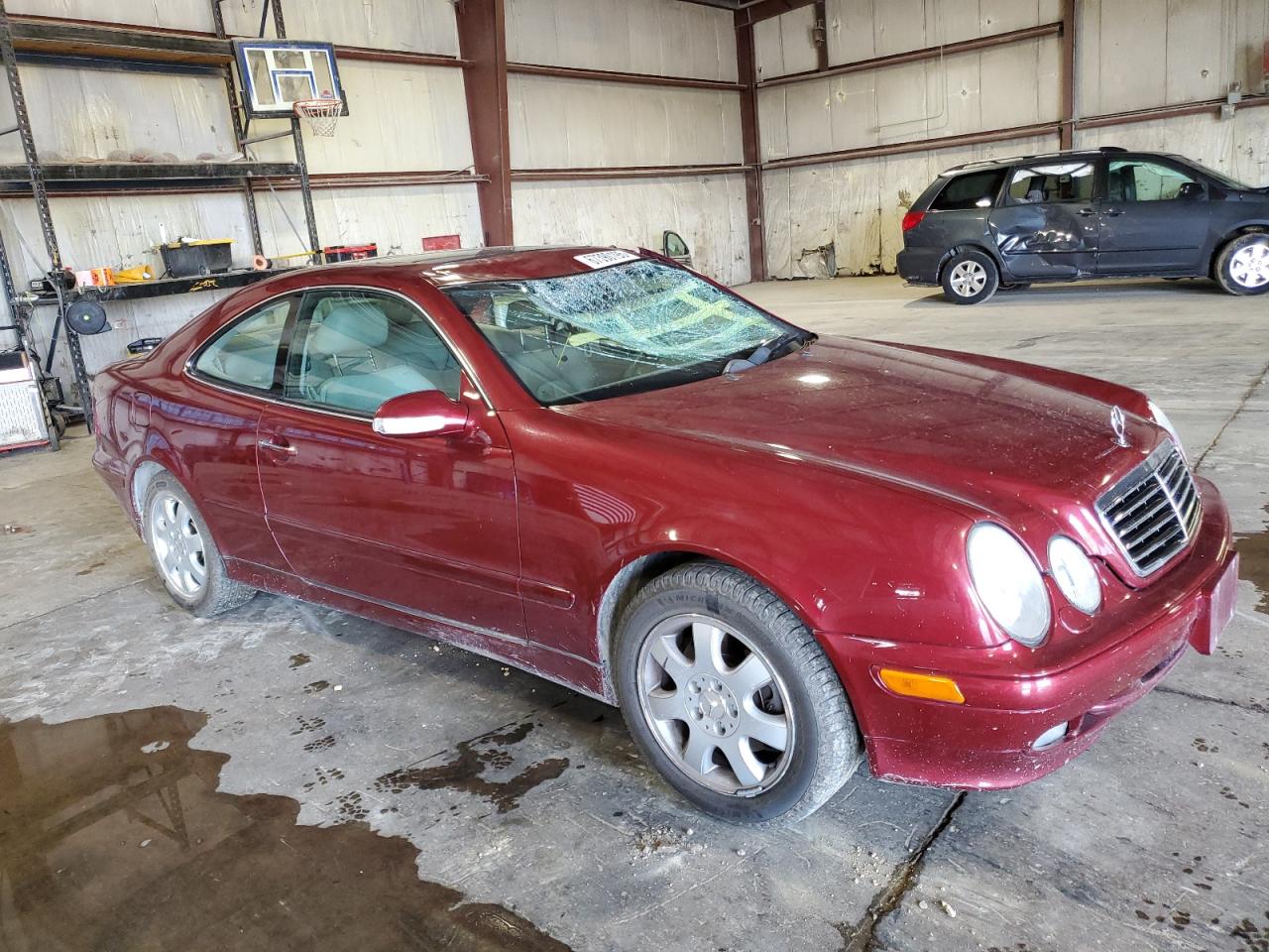2002 Mercedes-benz Clk 320 Maroon vin: WDBLJ65G02T127382