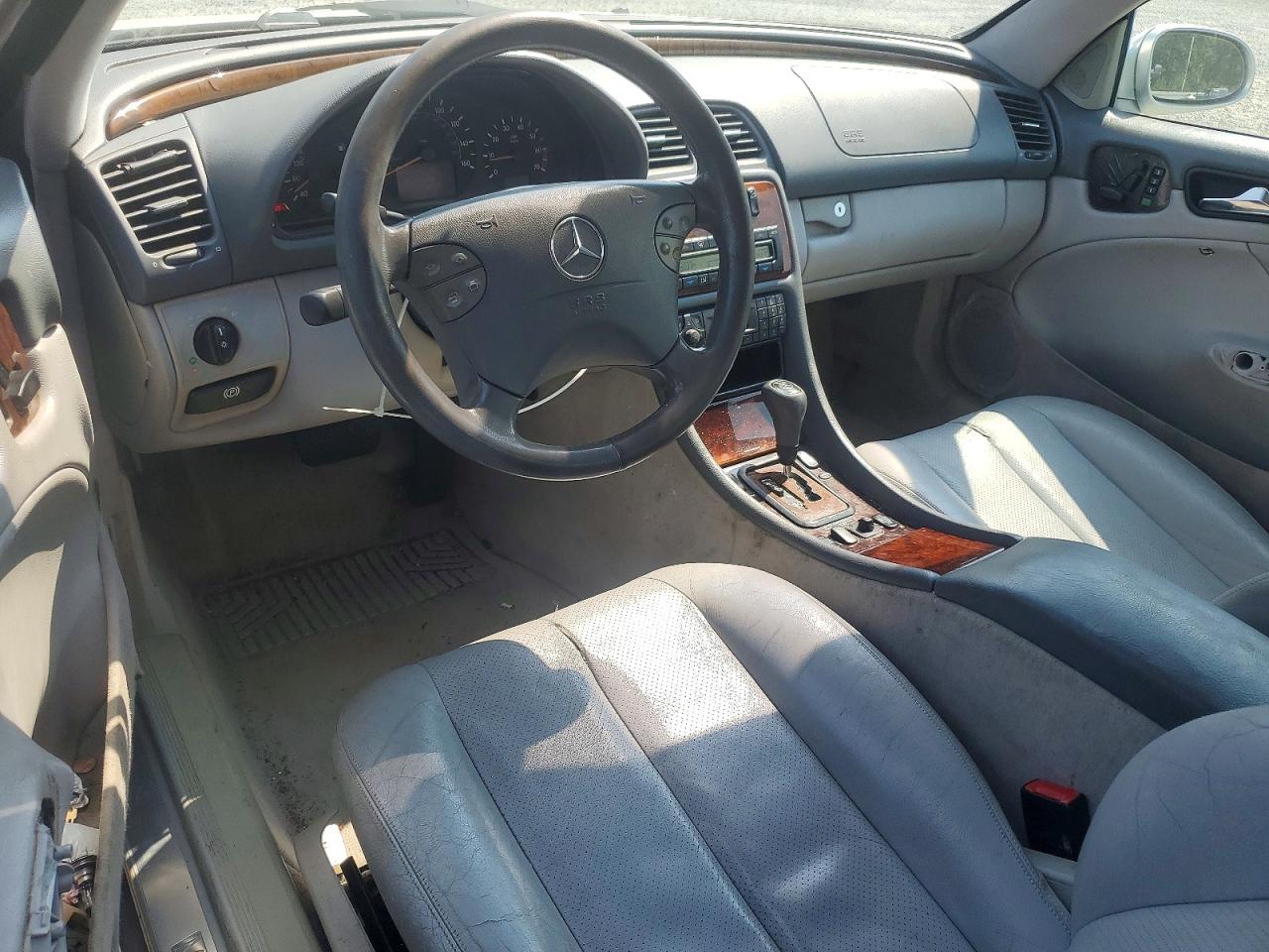 2000 Mercedes-benz Clk 320 Silver vin: WDBLJ65G0YF121024