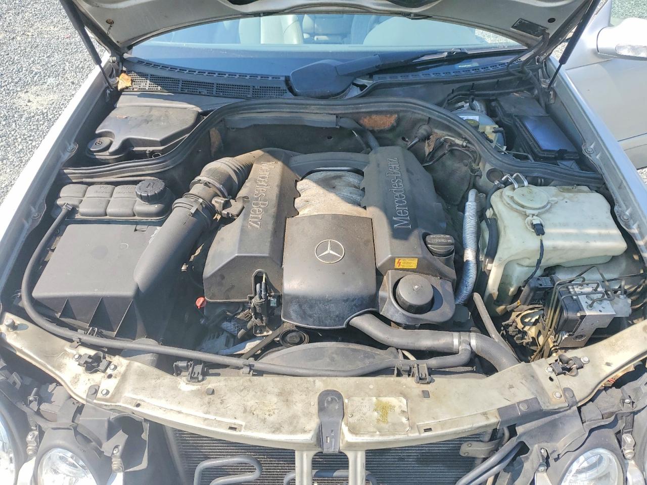 2000 Mercedes-benz Clk 320 Silver vin: WDBLJ65G0YF121024