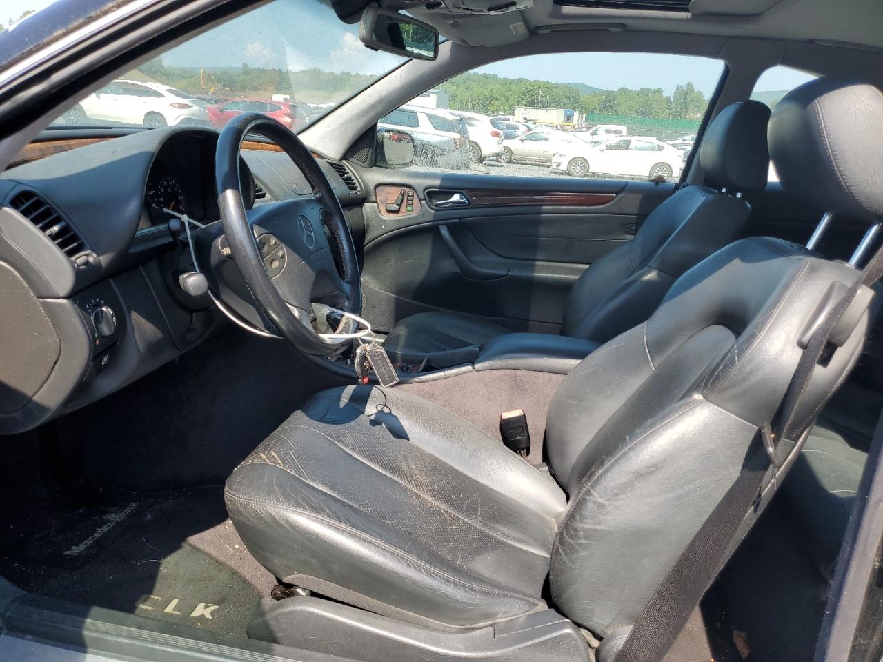 2002 Mercedes-benz Clk 320 Black vin: WDBLJ65G12F198461