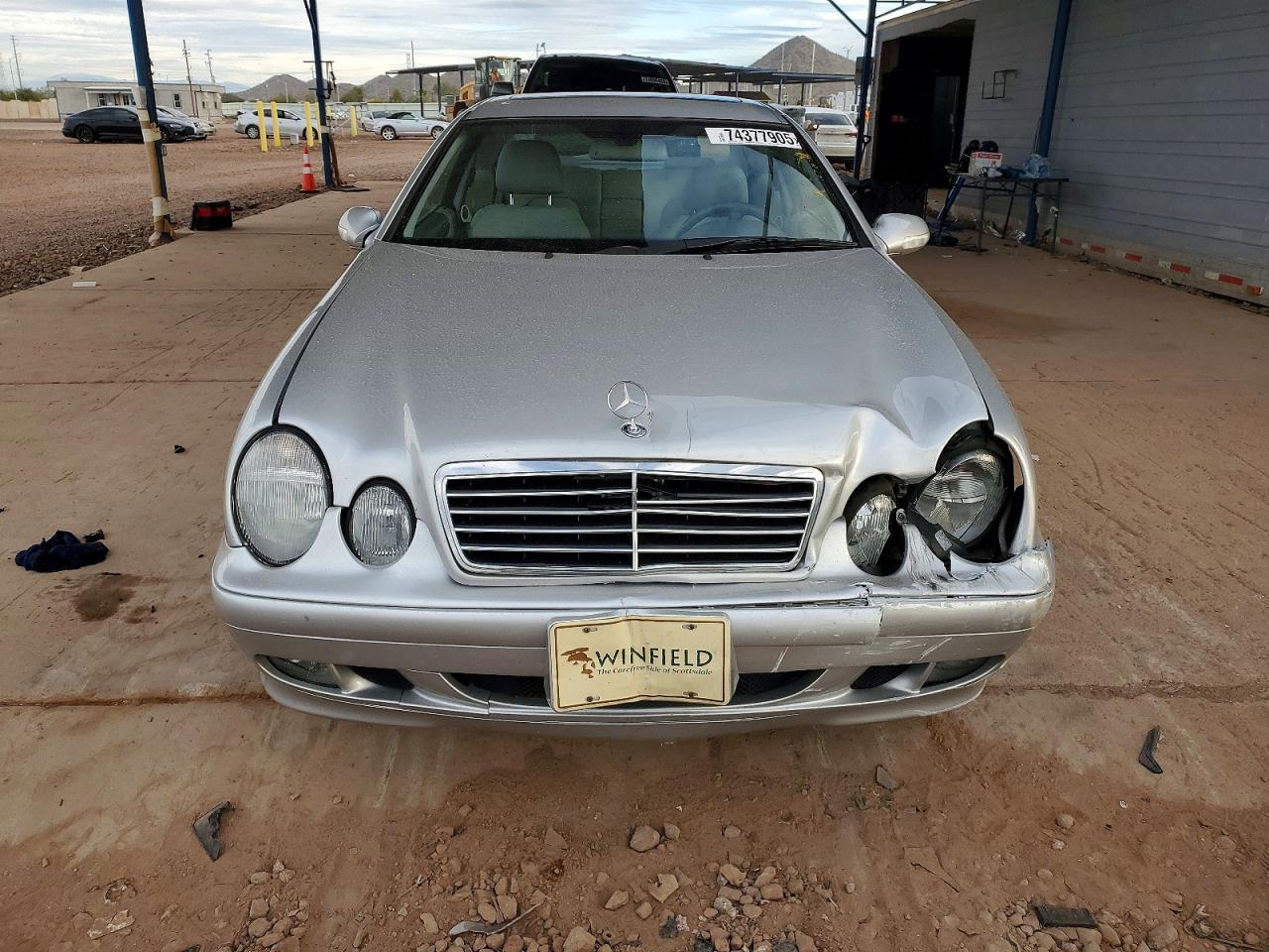 2002 Mercedes-benz Clk 320 Silver vin: WDBLJ65G12T109084